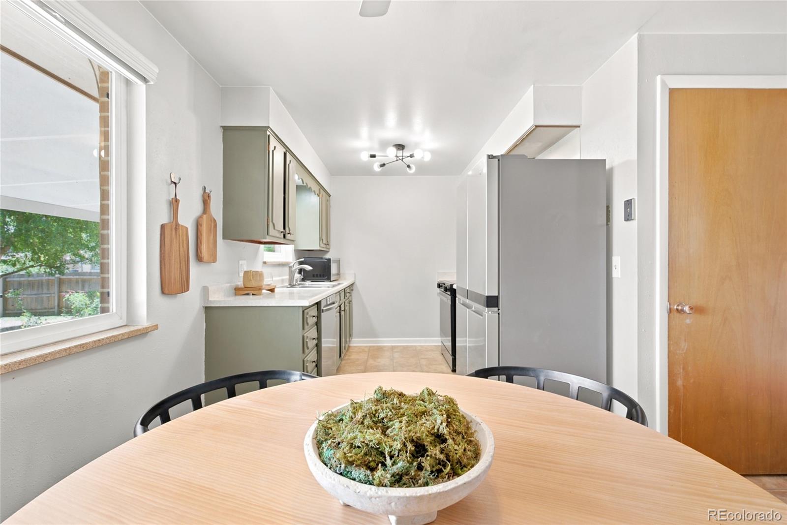 MLS Image #11 for 8402  chase street,arvada, Colorado