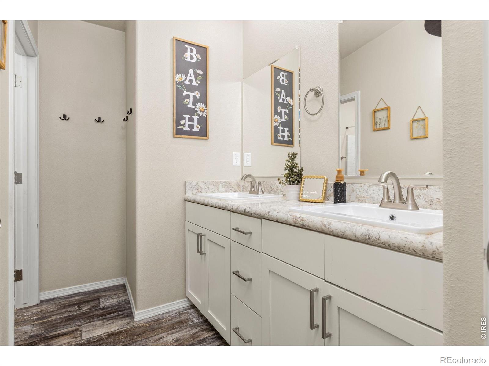 MLS Image #15 for 27476  county road 66 ,gill, Colorado