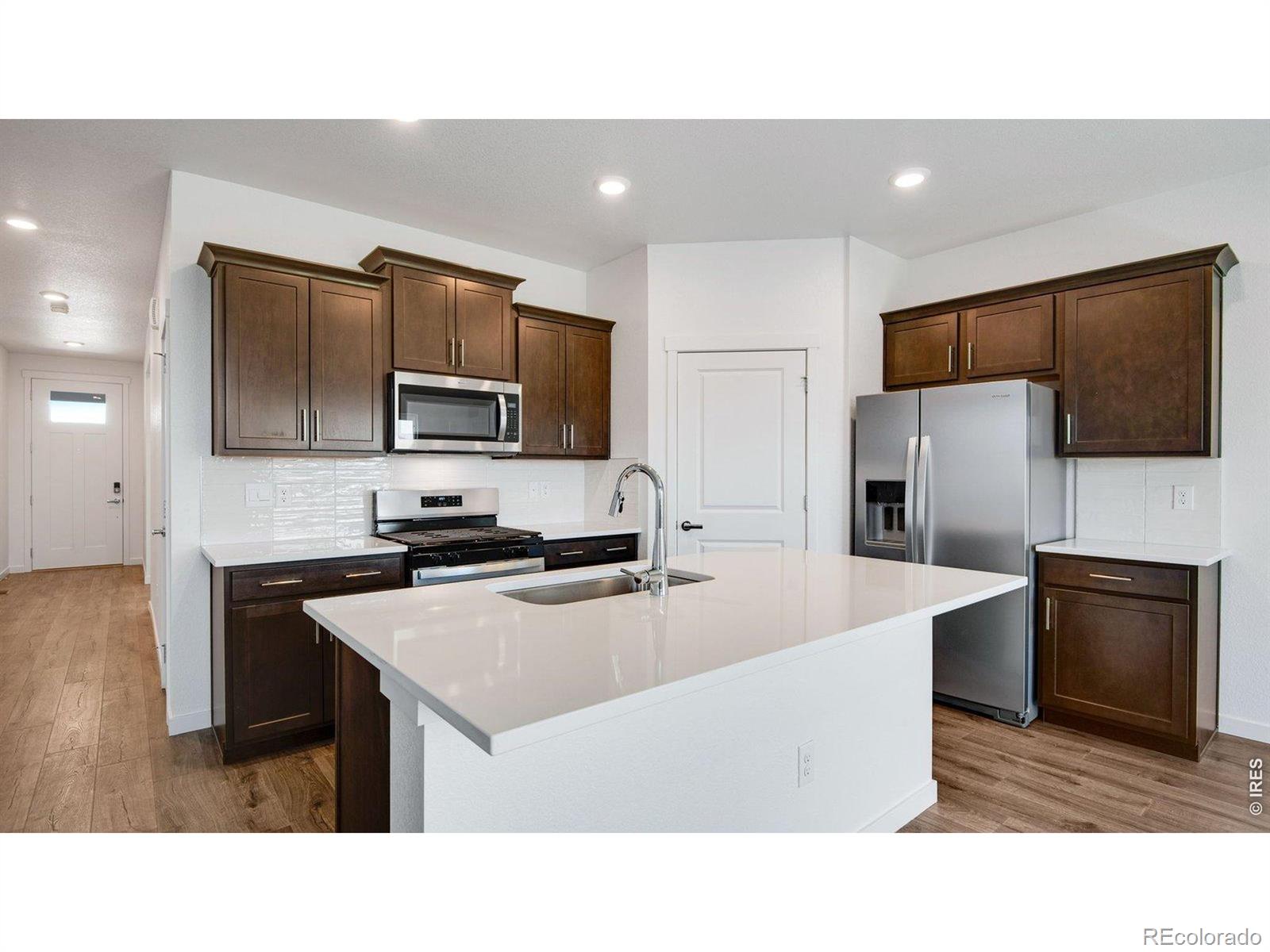 MLS Image #10 for 1004  annelles pool lane,severance, Colorado