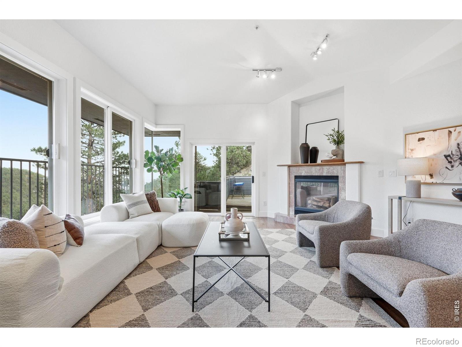 MLS Image #3 for 208  seven hills drive,boulder, Colorado