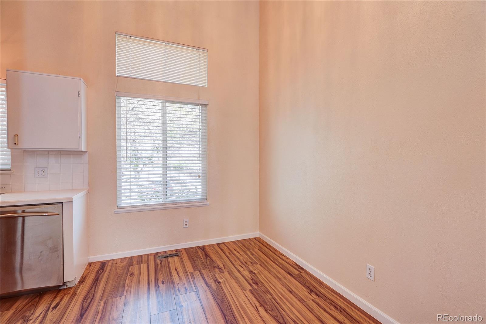 MLS Image #7 for 3853 s genoa court,aurora, Colorado