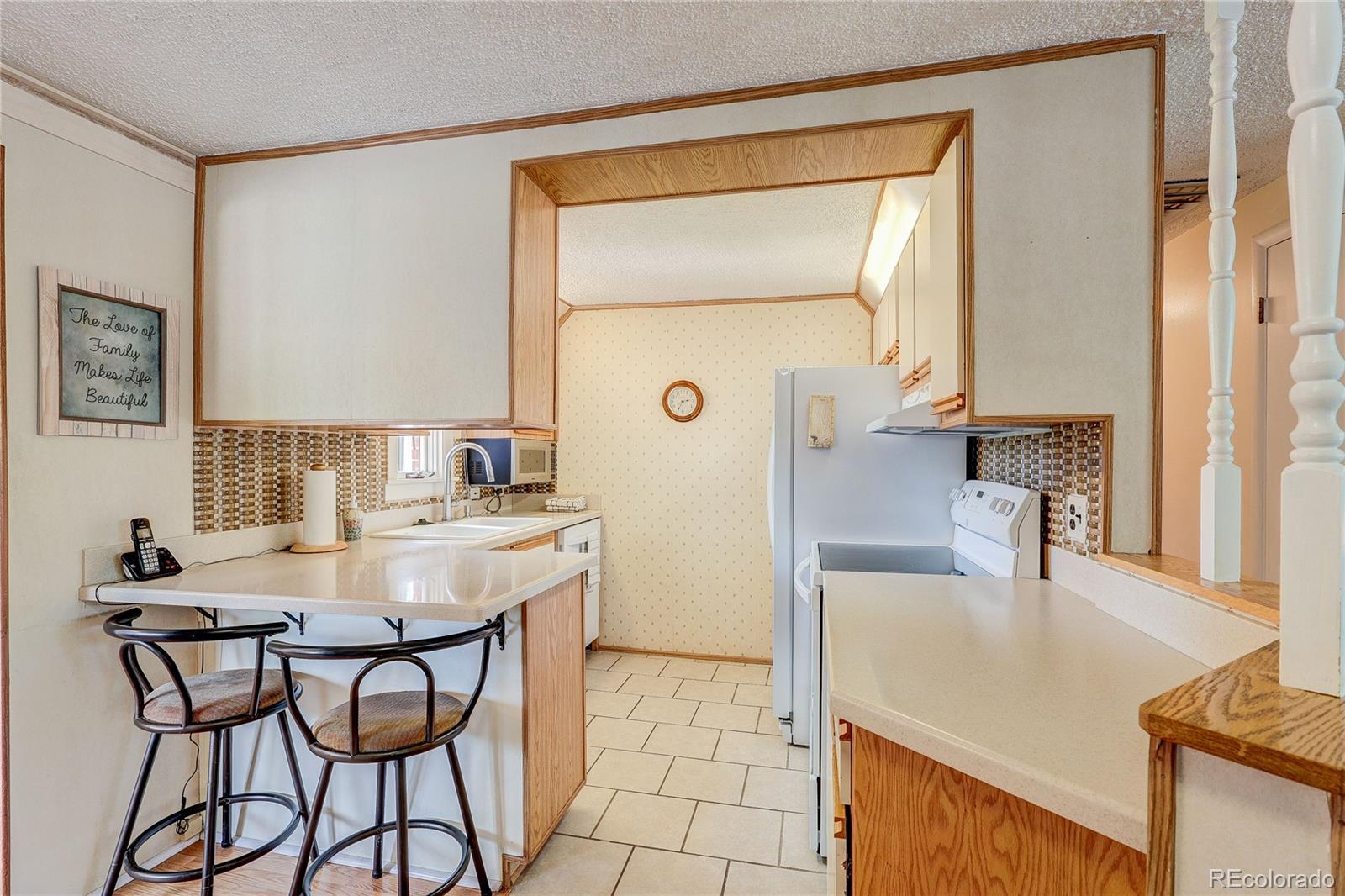 MLS Image #6 for 1026 w princeton place,englewood, Colorado