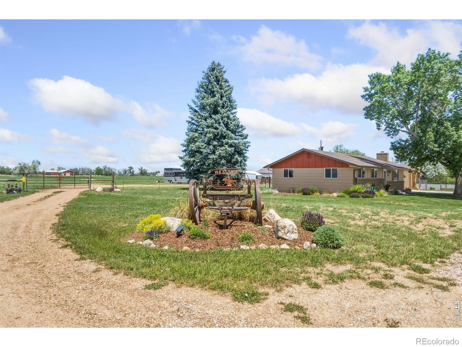MLS Image #14 for 3704 w county road 4 ,berthoud, Colorado