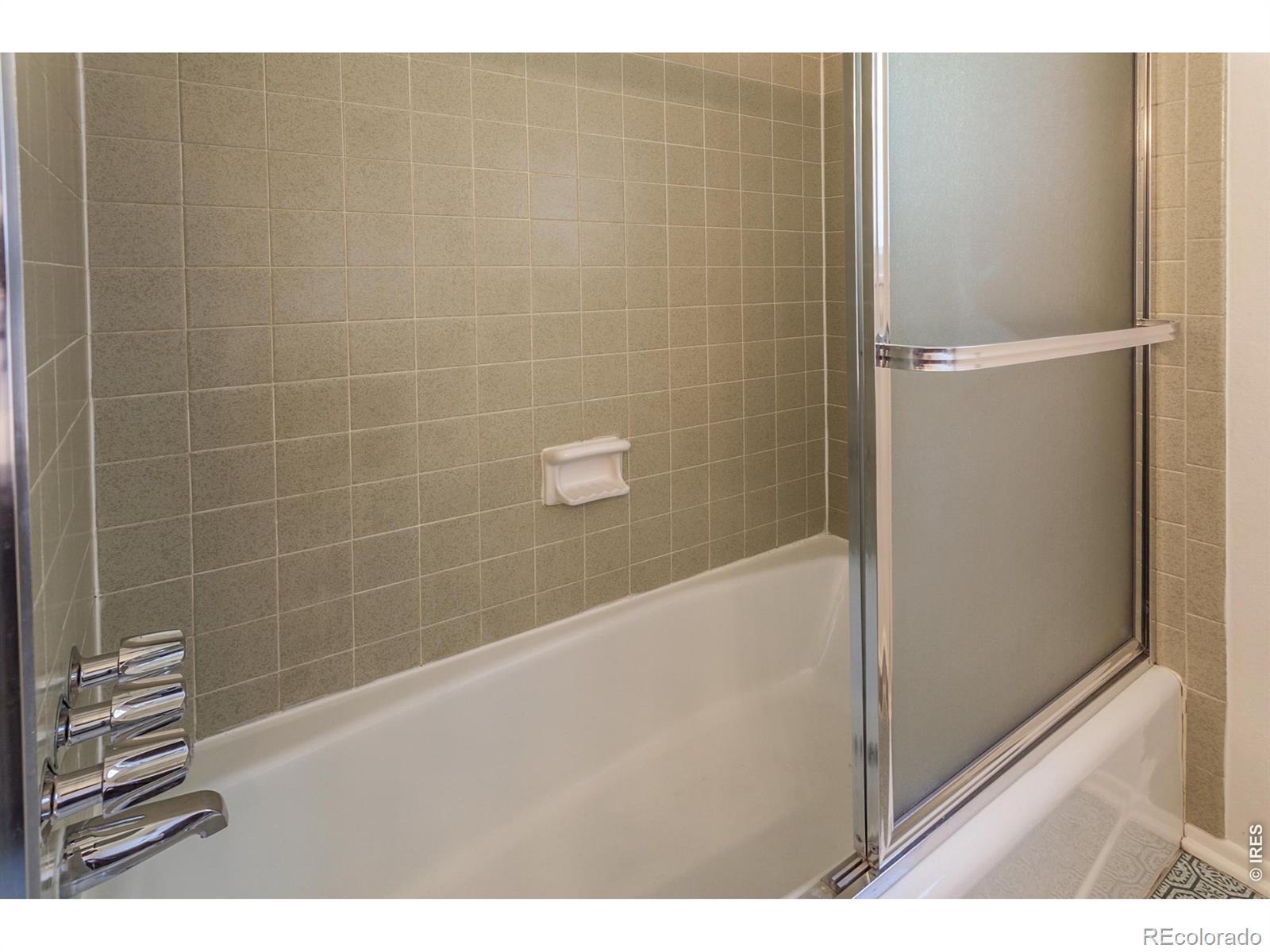 MLS Image #13 for 2549  newport drive,fort collins, Colorado