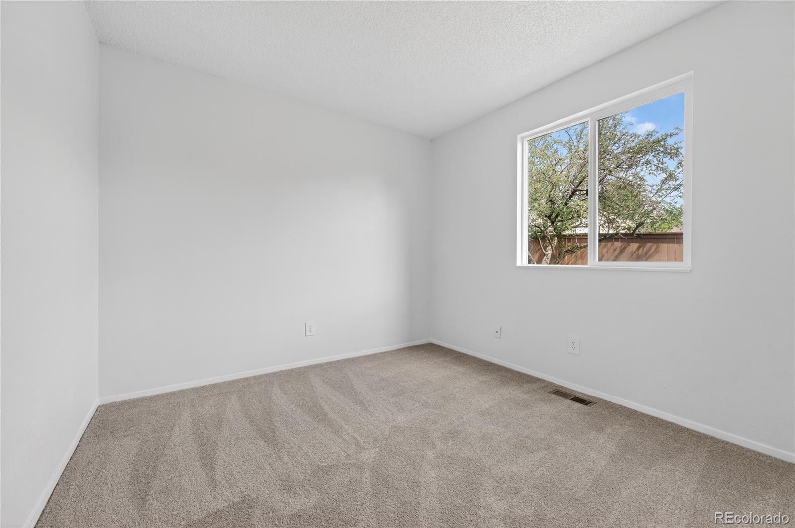 MLS Image #13 for 9621  orangewood drive,denver, Colorado