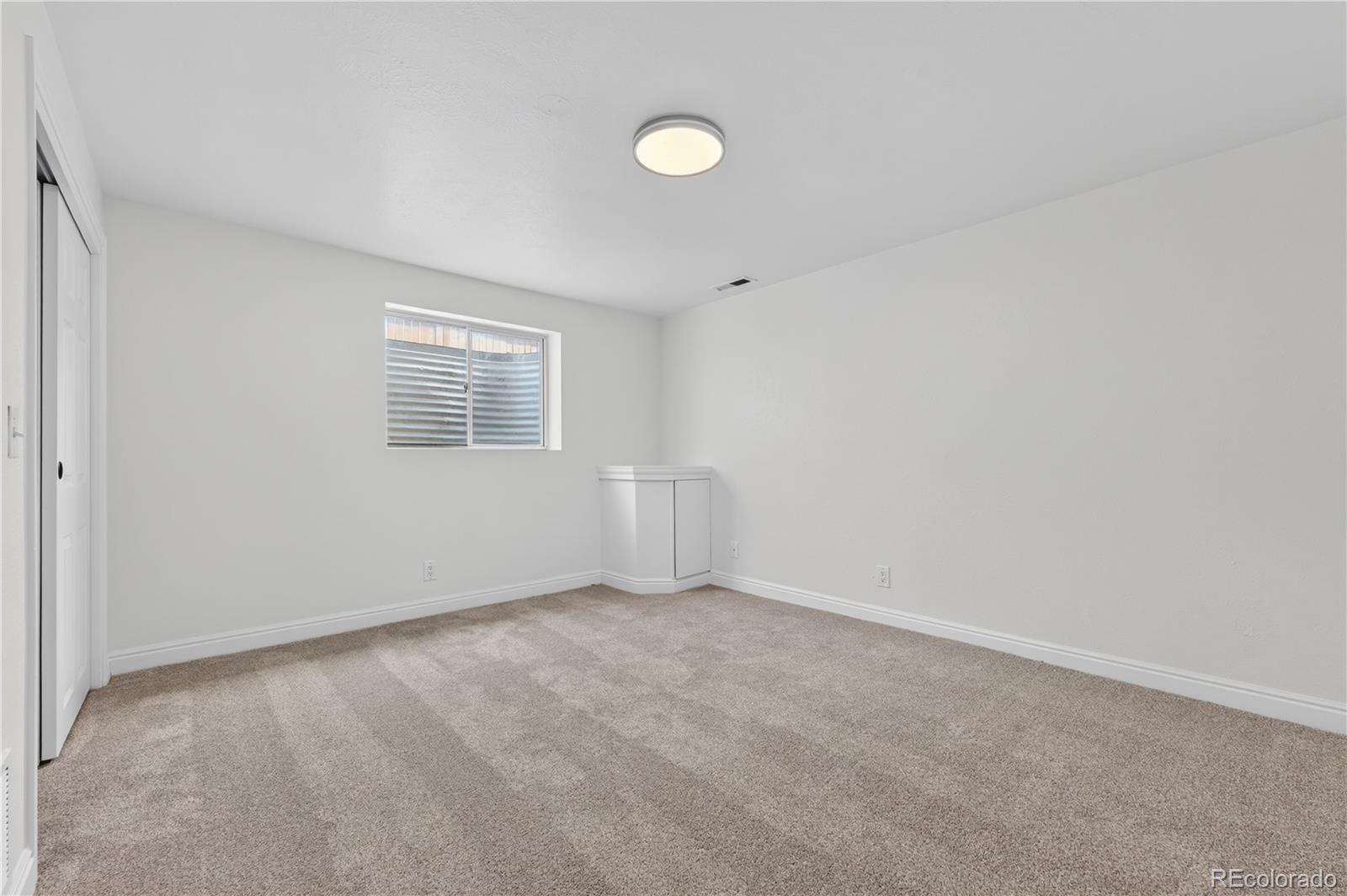 MLS Image #21 for 9621  orangewood drive,denver, Colorado