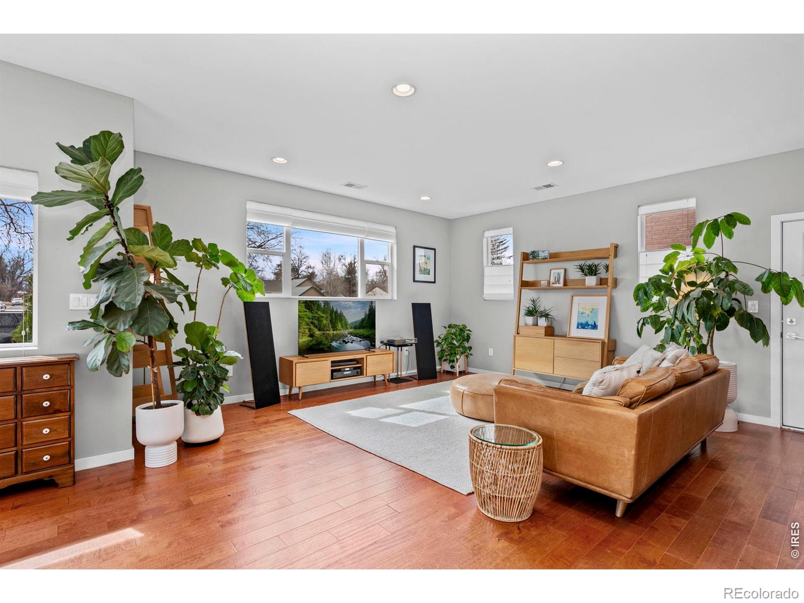 MLS Image #5 for 838 e myrtle street,fort collins, Colorado