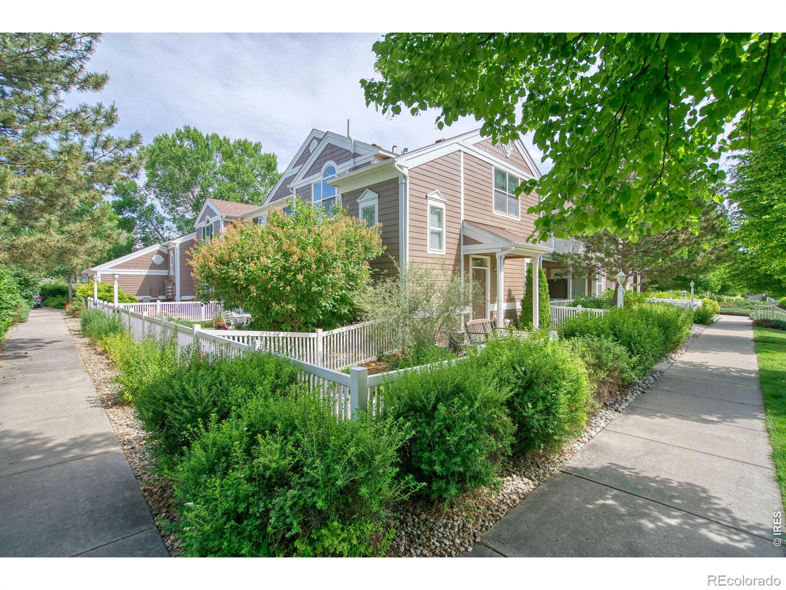 MLS Image #3 for 2011  grays peak drive,loveland, Colorado