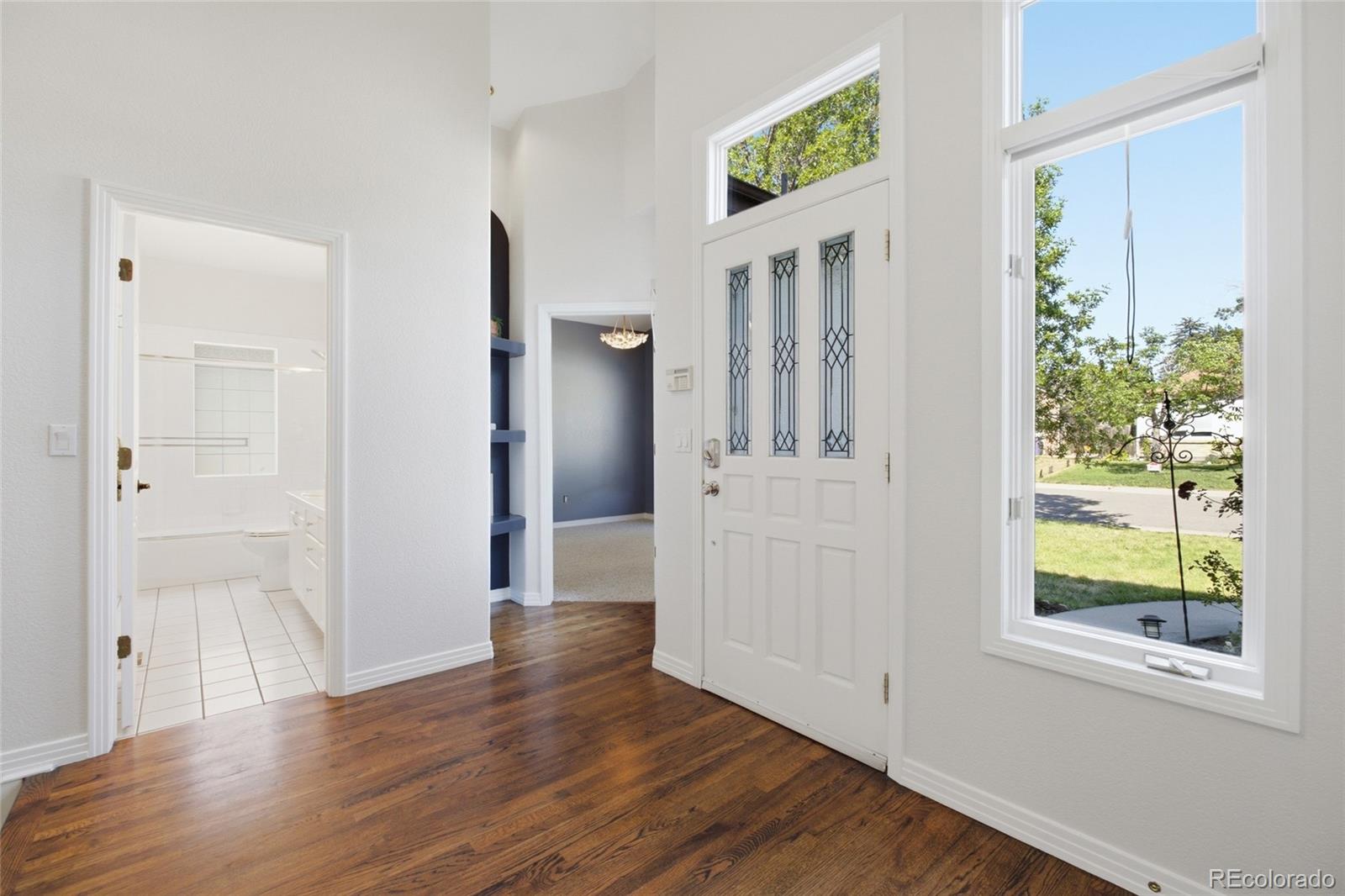 MLS Image #3 for 331 s poplar street,denver, Colorado
