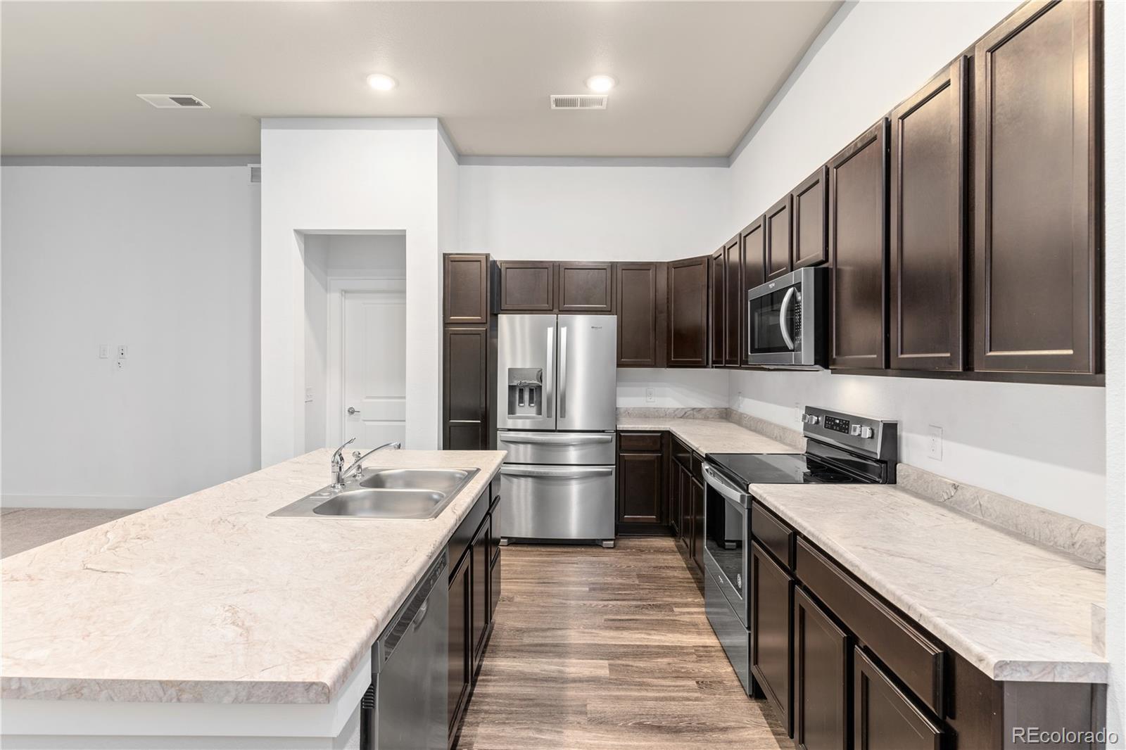 MLS Image #11 for 14301 e tennessee ave avenue,aurora, Colorado
