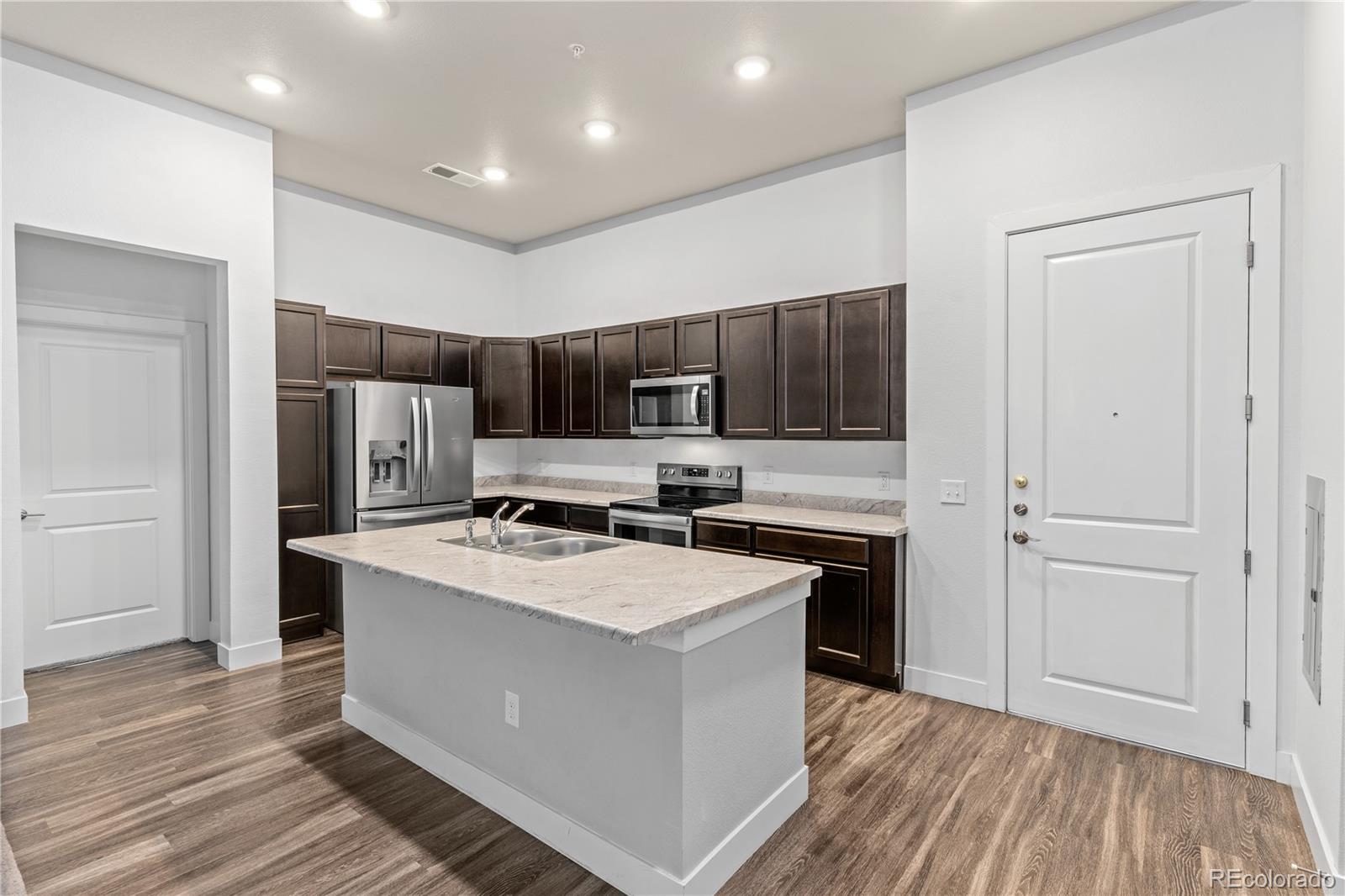 MLS Image #13 for 14301 e tennessee ave avenue,aurora, Colorado