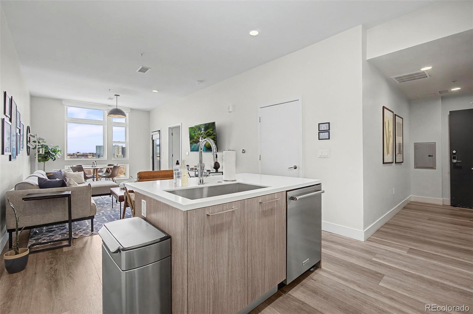 MLS Image #9 for 2880  zuni street,denver, Colorado