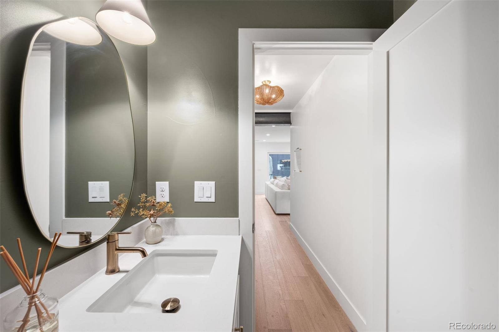 MLS Image #15 for 3095 s cherokee street,englewood, Colorado