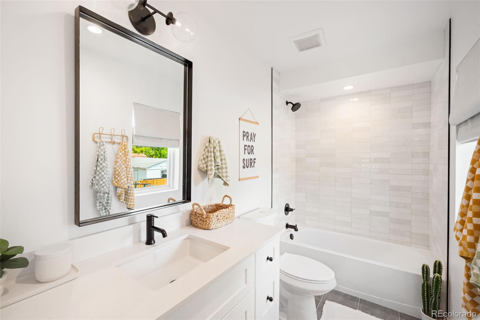 MLS Image #25 for 3095 s cherokee street,englewood, Colorado