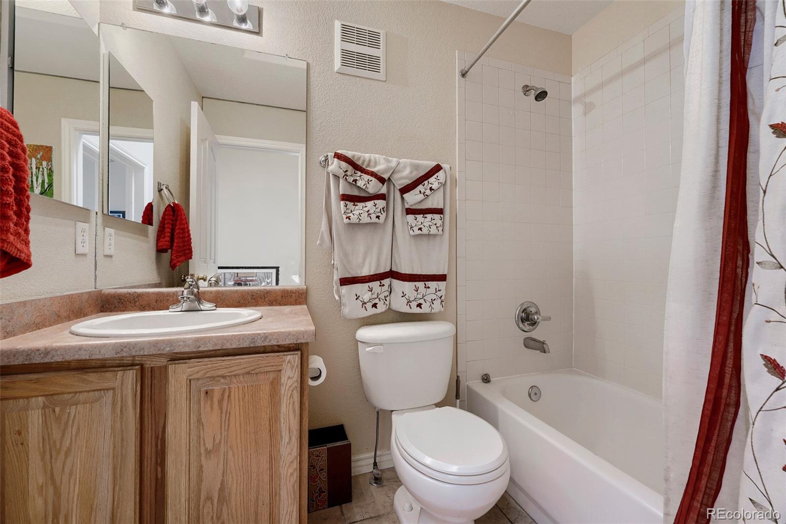 MLS Image #14 for 3025 s yampa way,aurora, Colorado