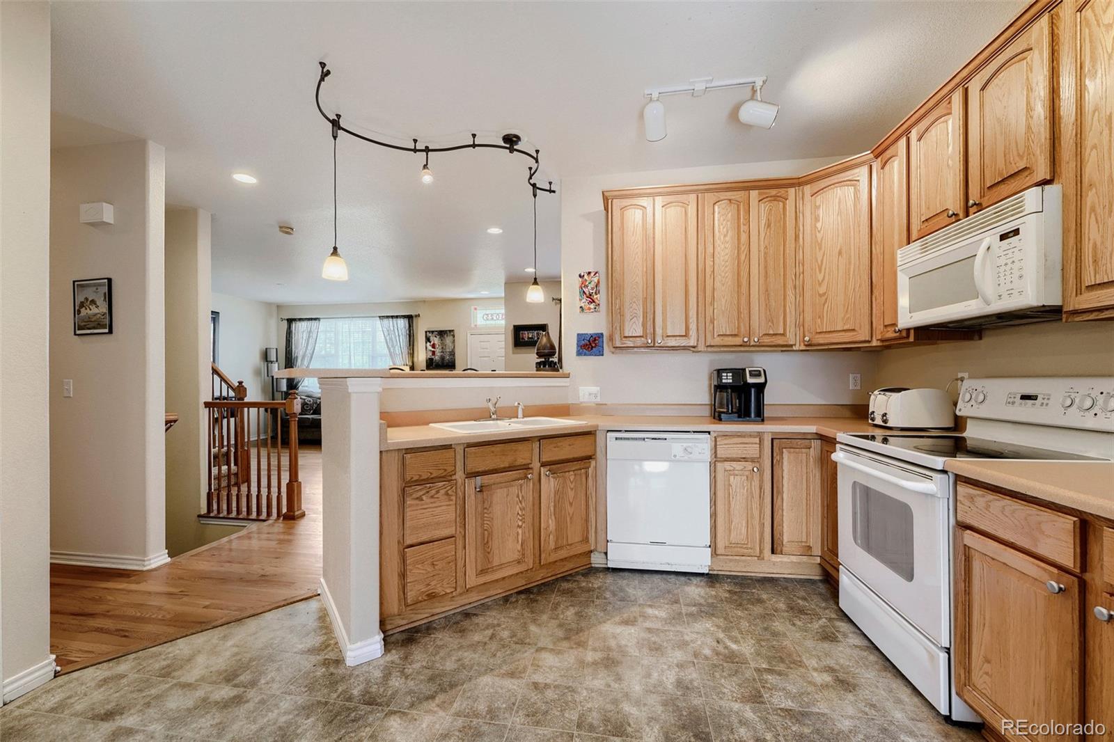 MLS Image #4 for 3025 s yampa way,aurora, Colorado