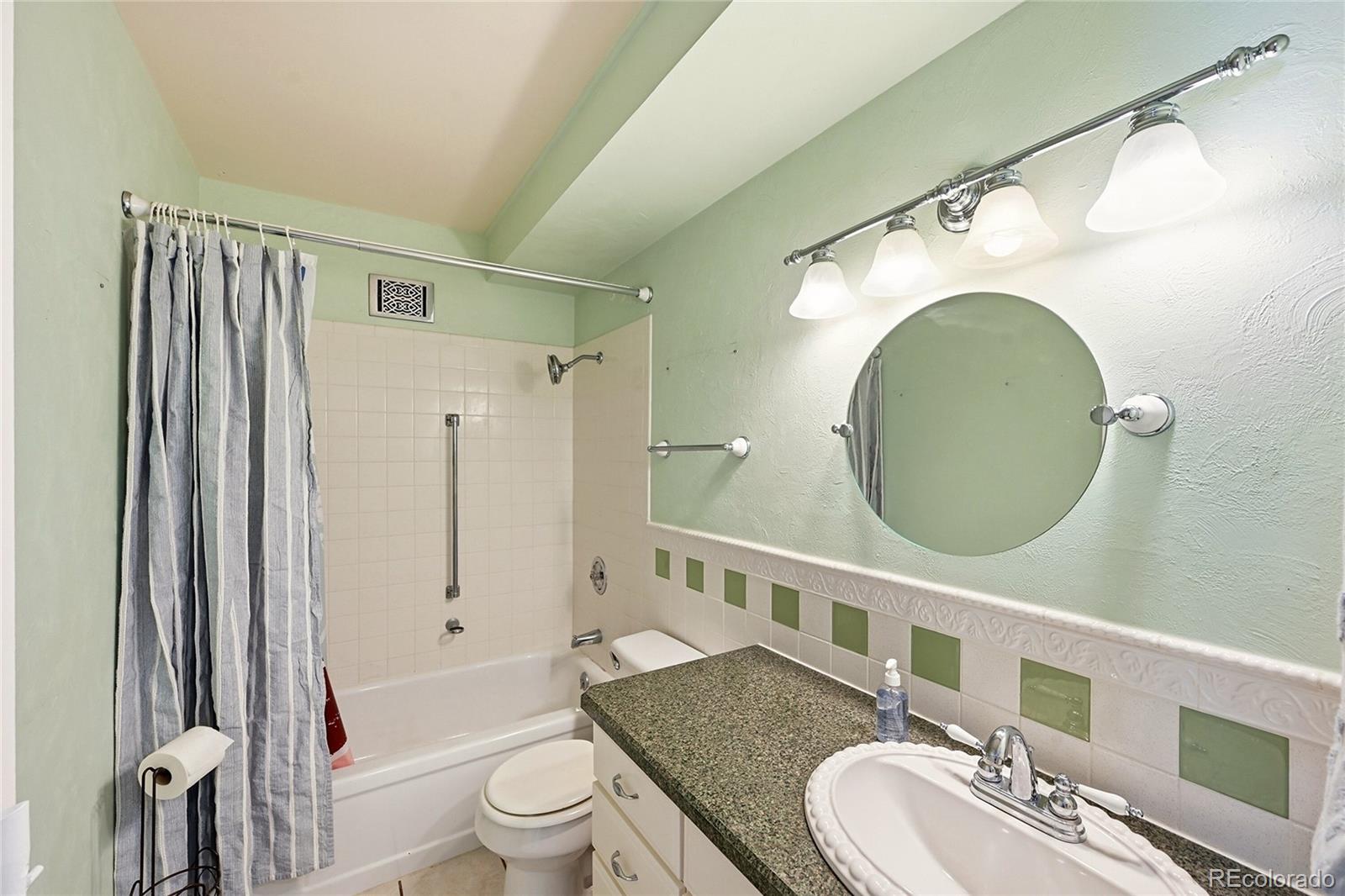 MLS Image #13 for 9155 e center avenue 12b,denver, Colorado