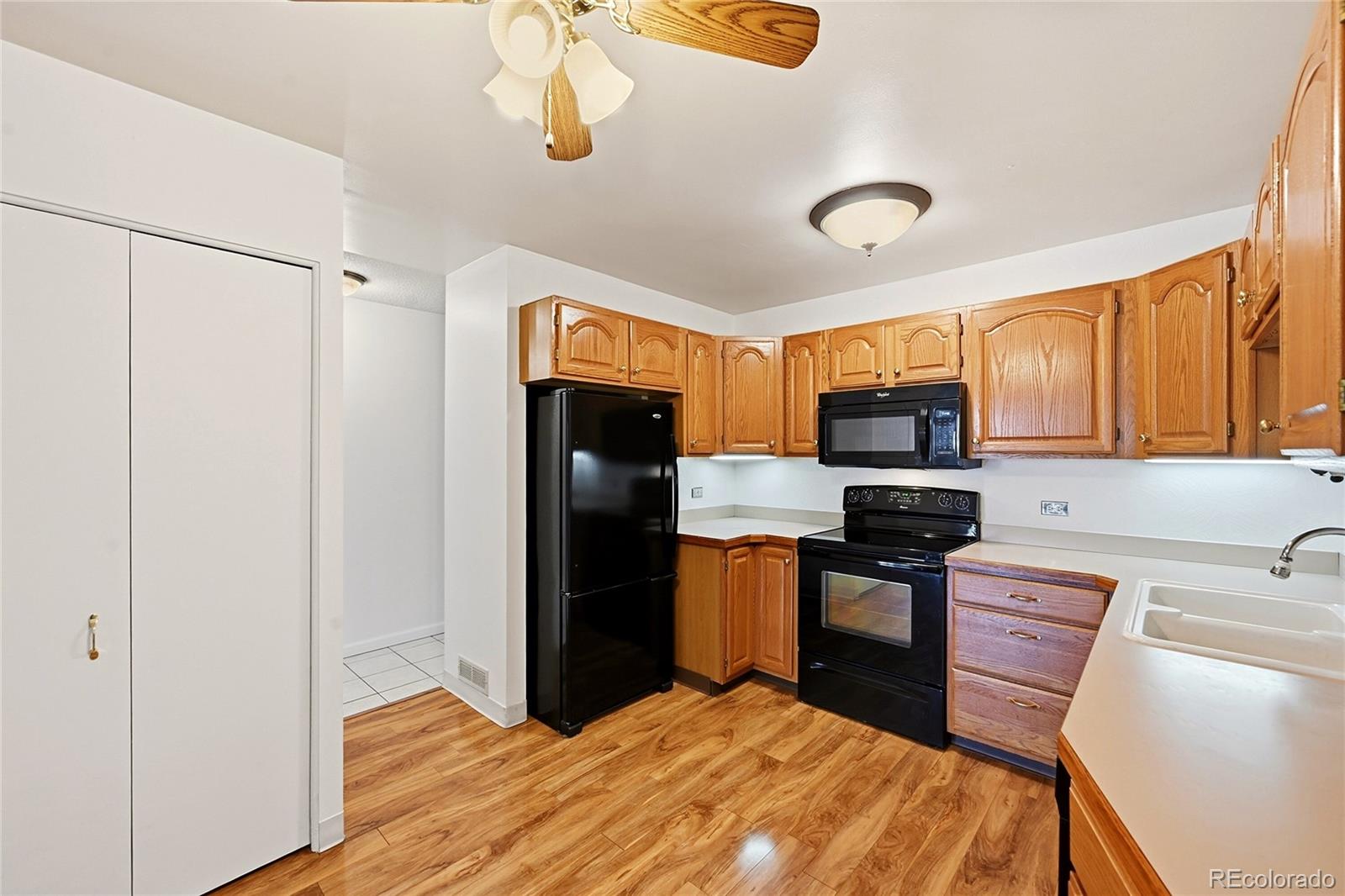 MLS Image #7 for 9155 e center avenue 12b,denver, Colorado