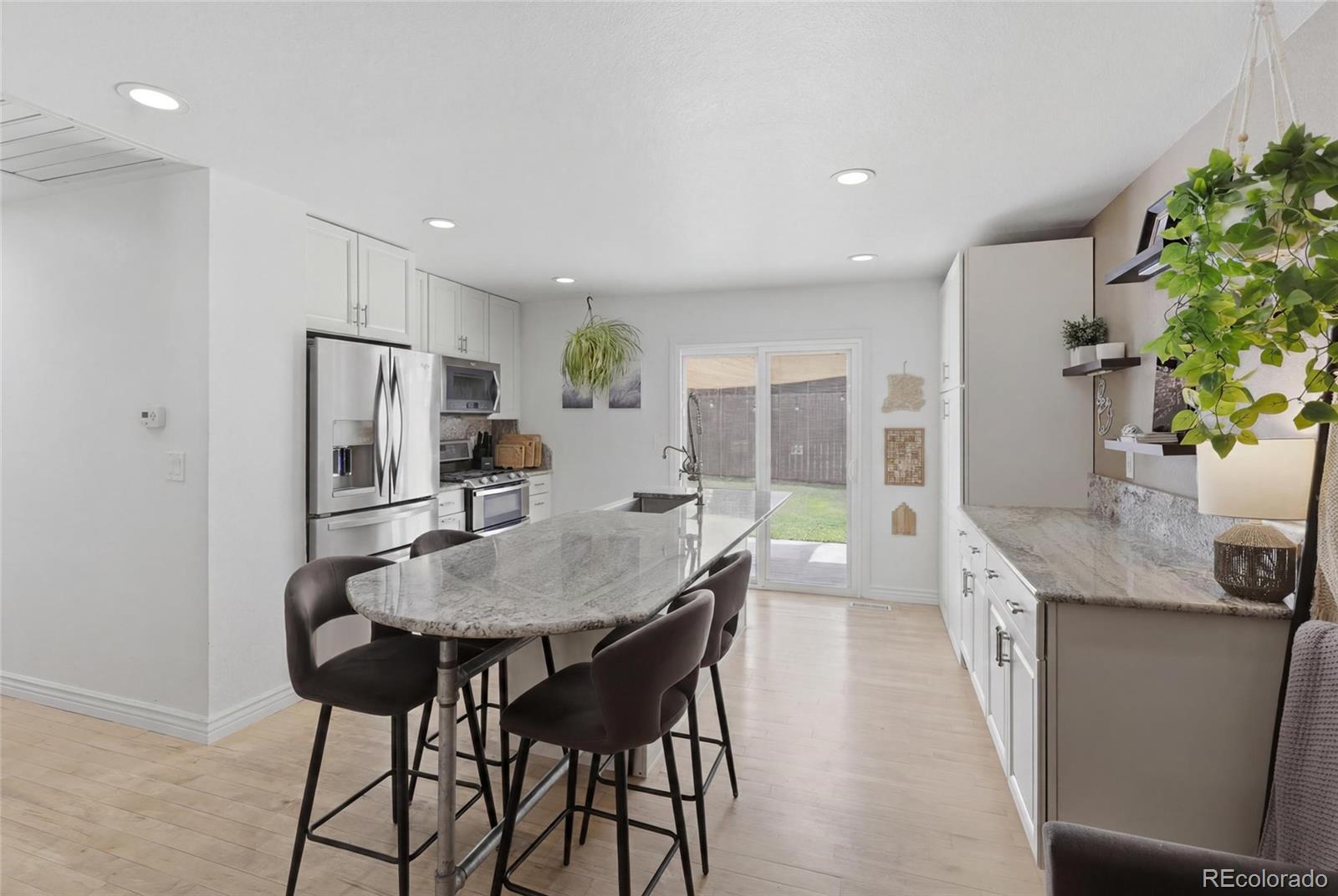 MLS Image #8 for 4752 s field street,littleton, Colorado