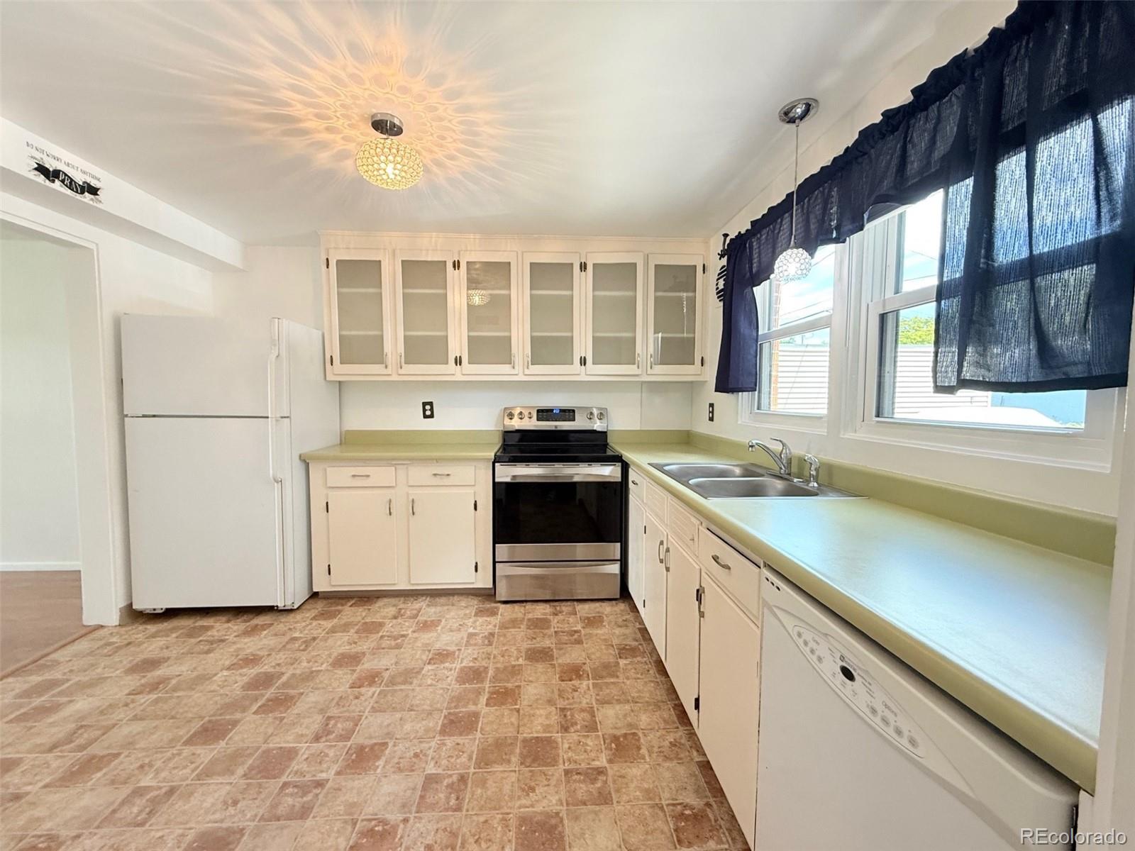 MLS Image #10 for 2443  paseo road ,colorado springs, Colorado