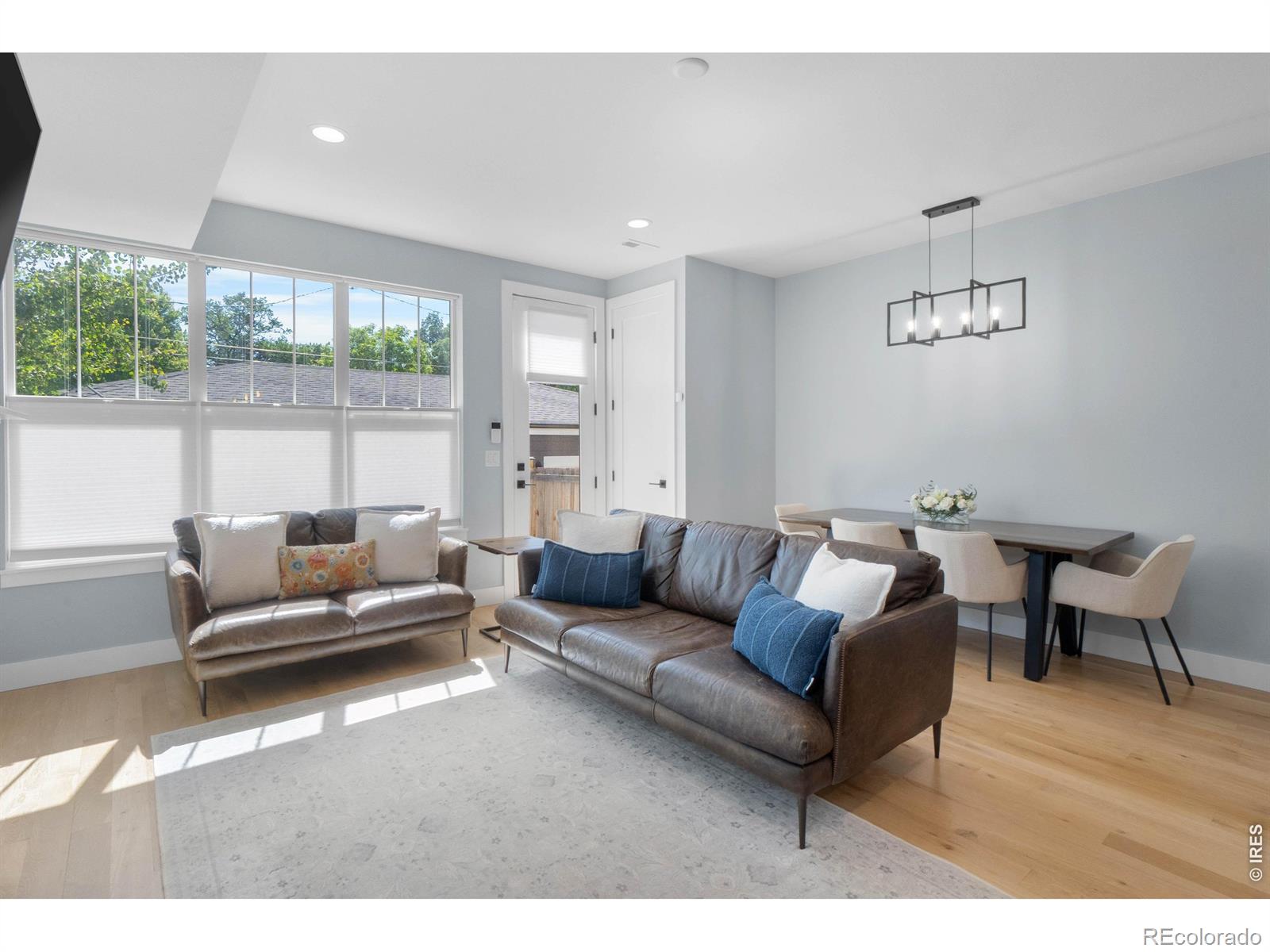 MLS Image #8 for 2450 s humboldt street,denver, Colorado