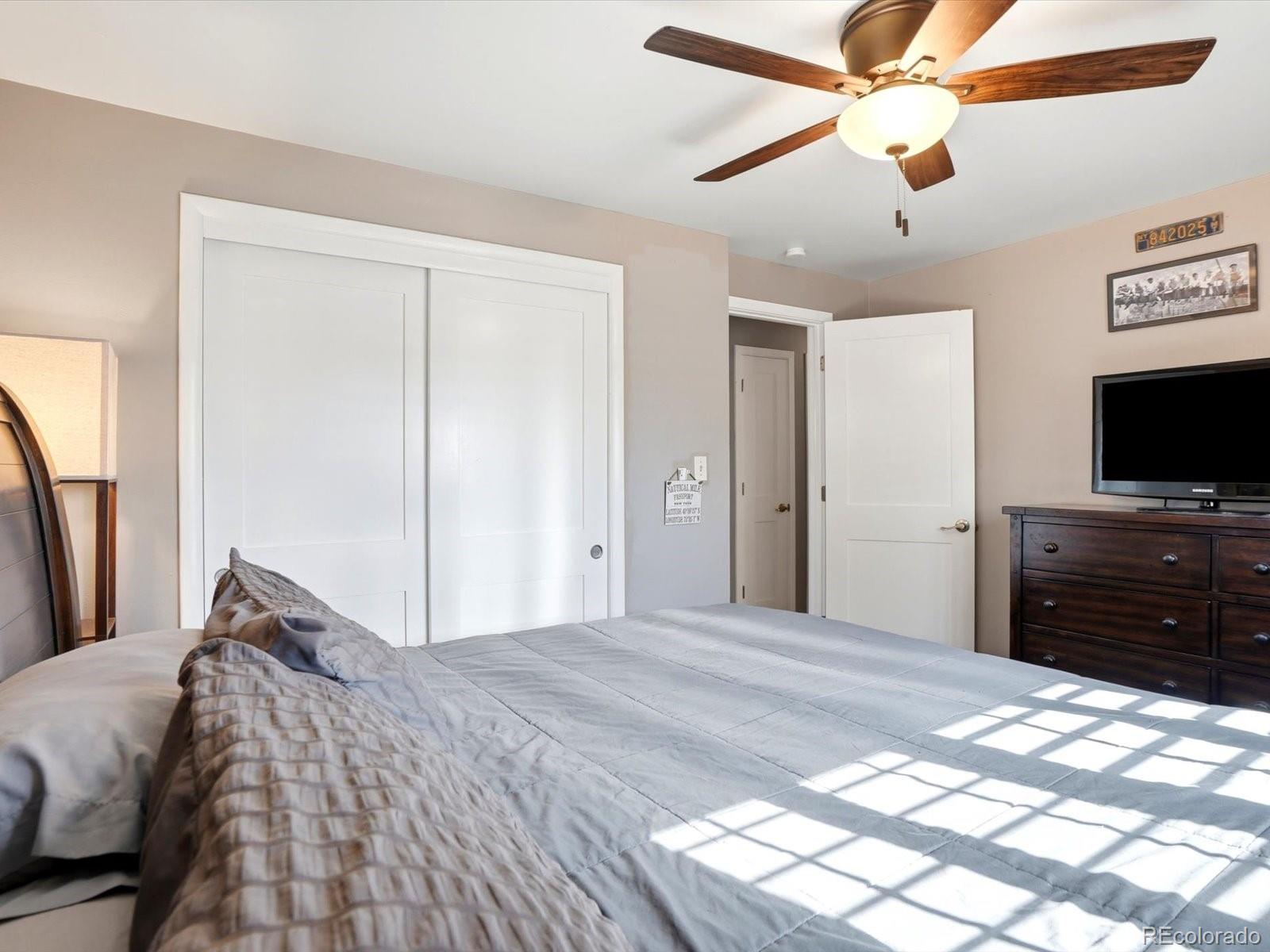 MLS Image #11 for 6530  marshall street,arvada, Colorado
