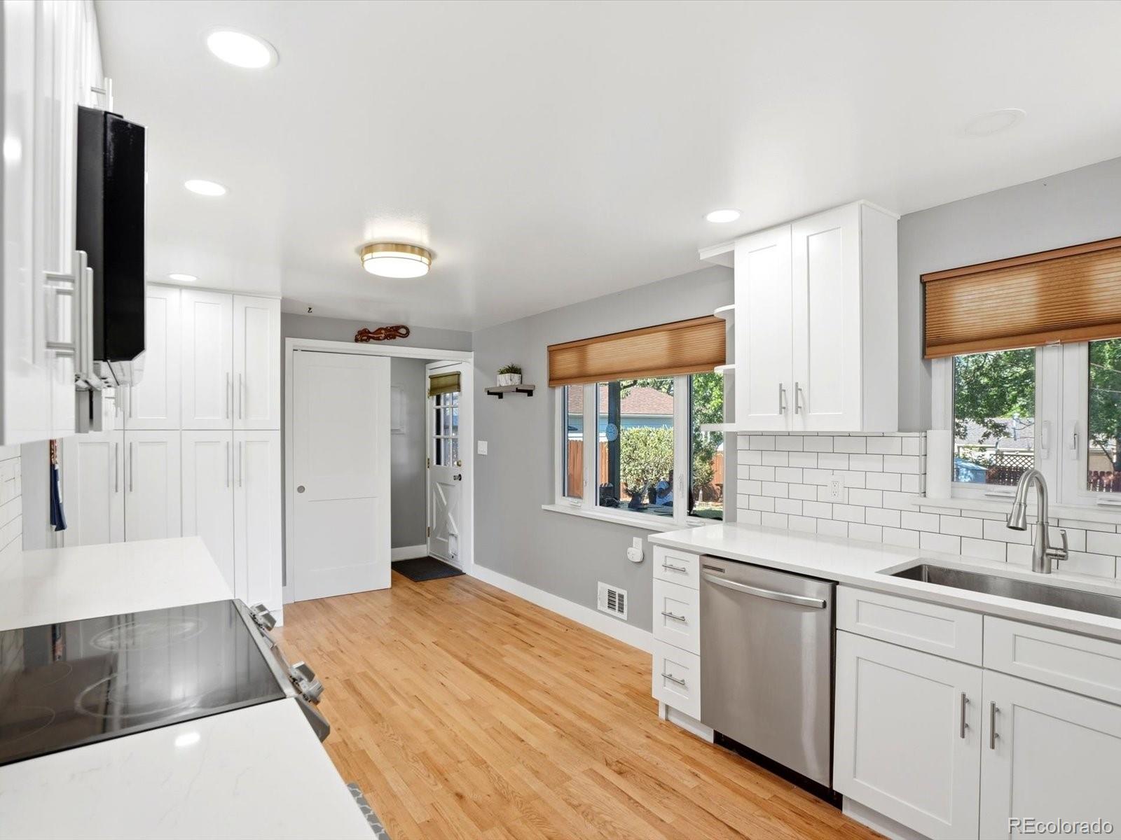 MLS Image #16 for 6530  marshall street,arvada, Colorado