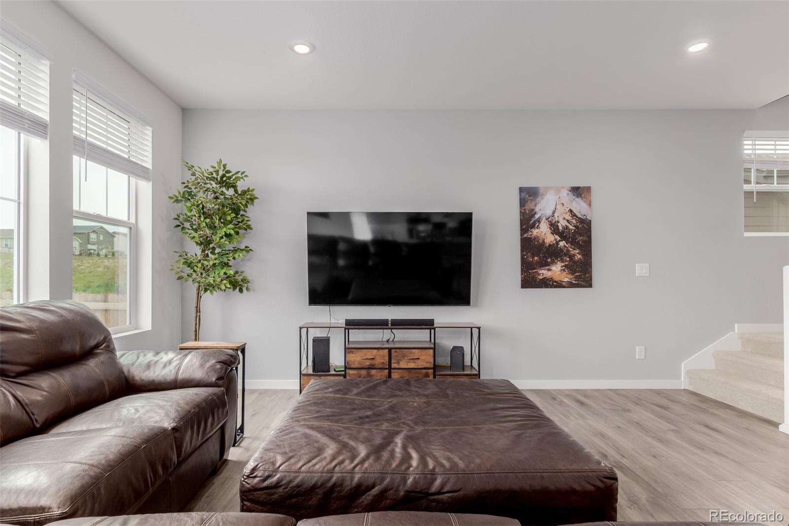 MLS Image #3 for 870  mosquito court,elizabeth, Colorado