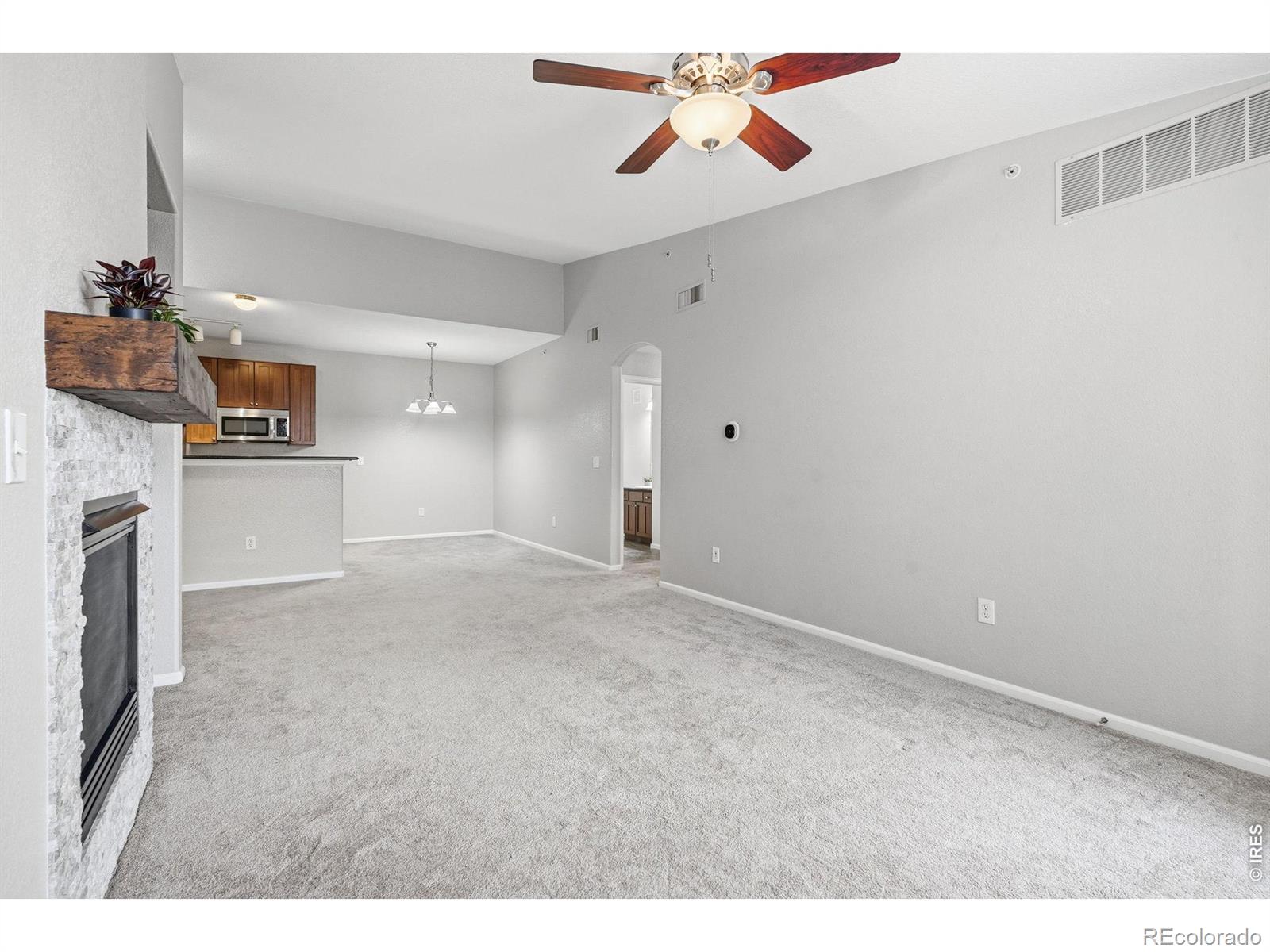 MLS Image #13 for 3100  blue sky circle 303,erie, Colorado