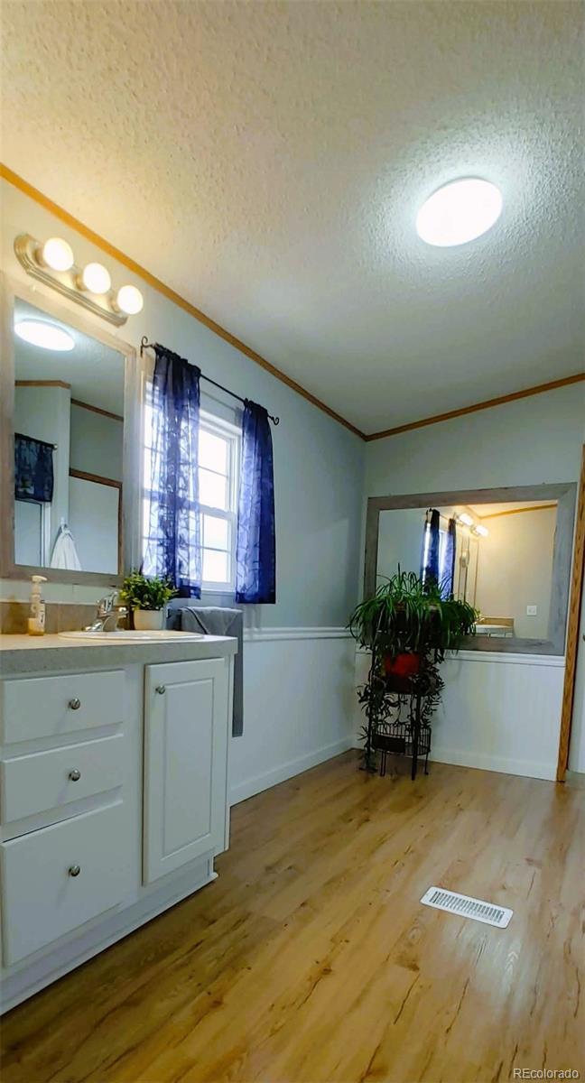 MLS Image #22 for 38  choctaw drive,walsenburg, Colorado