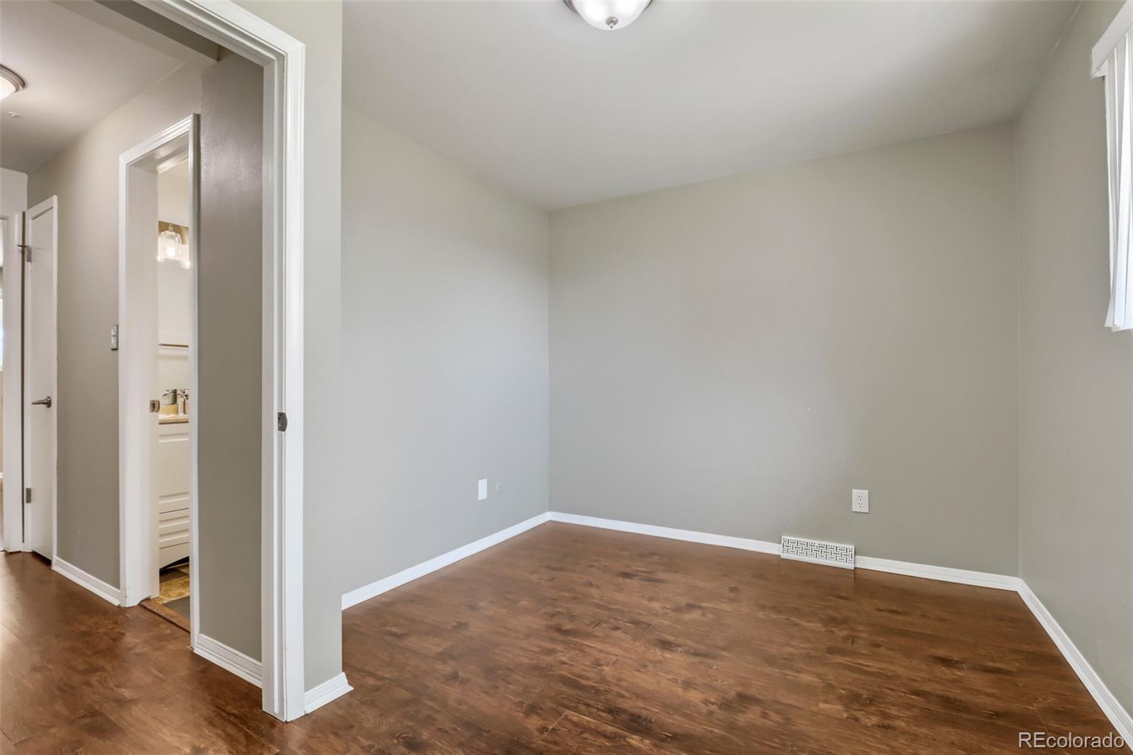 MLS Image #13 for 1162 s eagle circle,aurora, Colorado