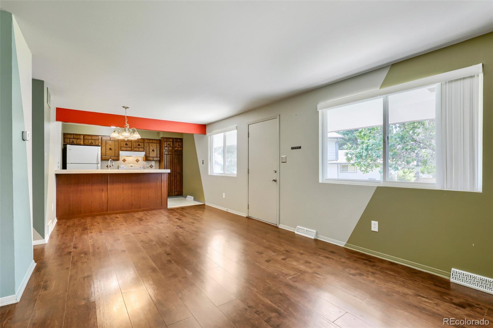 MLS Image #6 for 1162 s eagle circle,aurora, Colorado