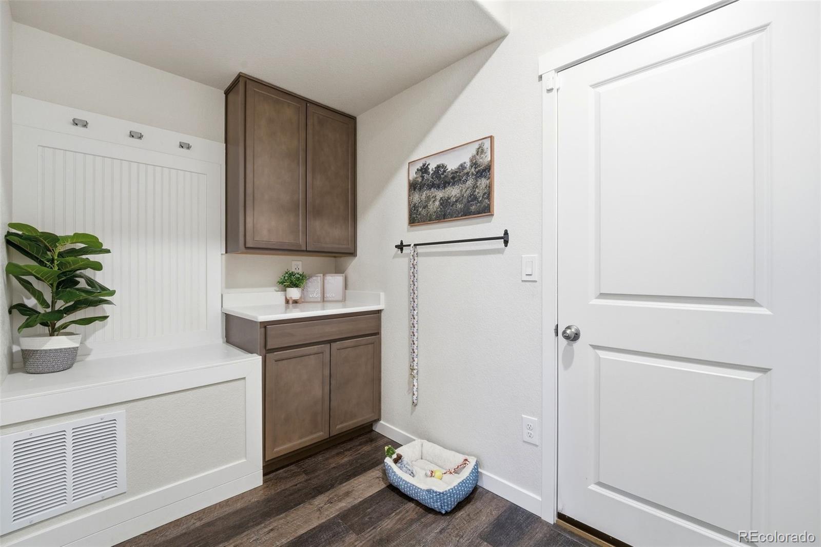 MLS Image #10 for 7654  sun shimmer view,colorado springs, Colorado