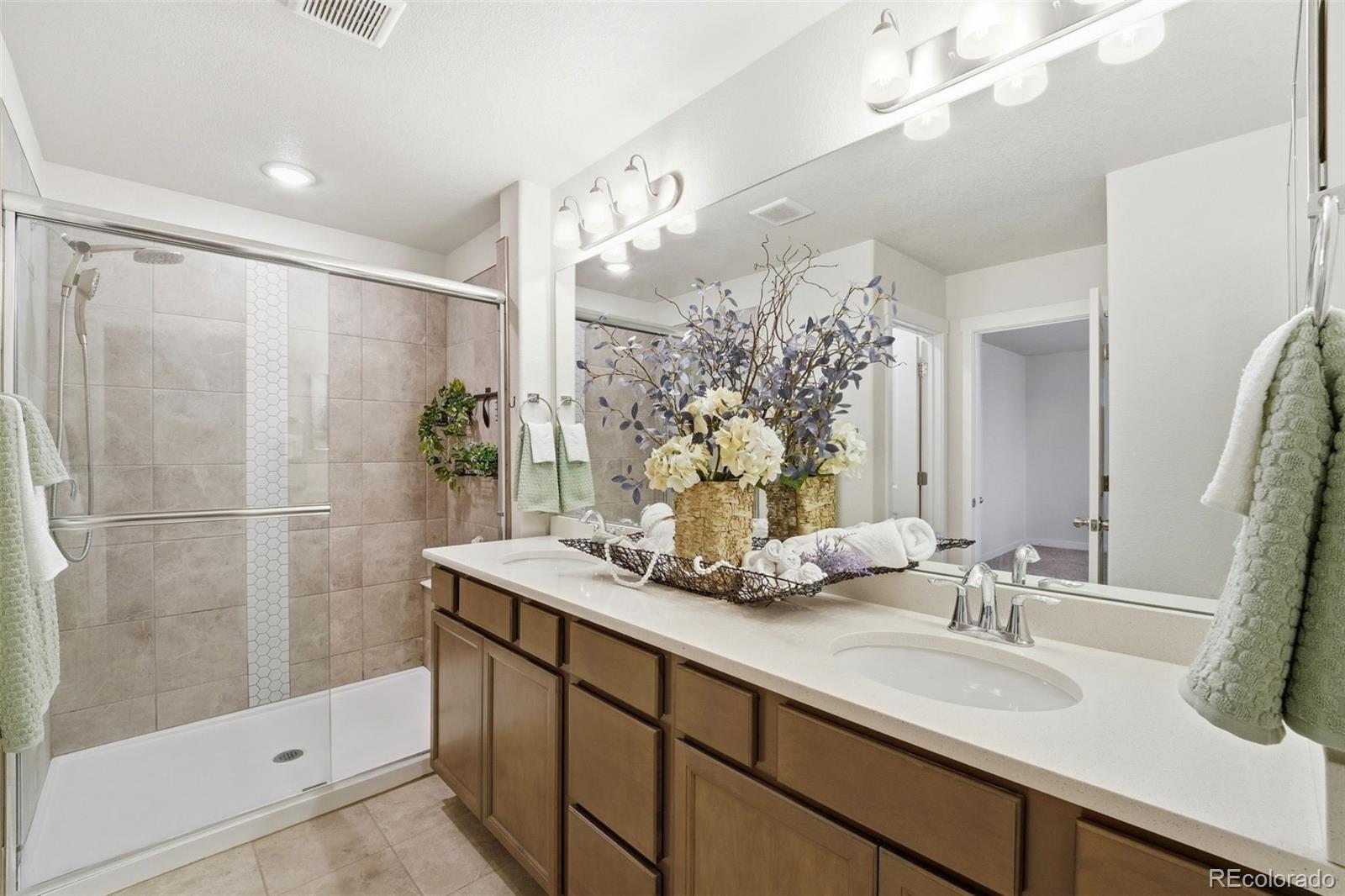 MLS Image #16 for 7654  sun shimmer view,colorado springs, Colorado
