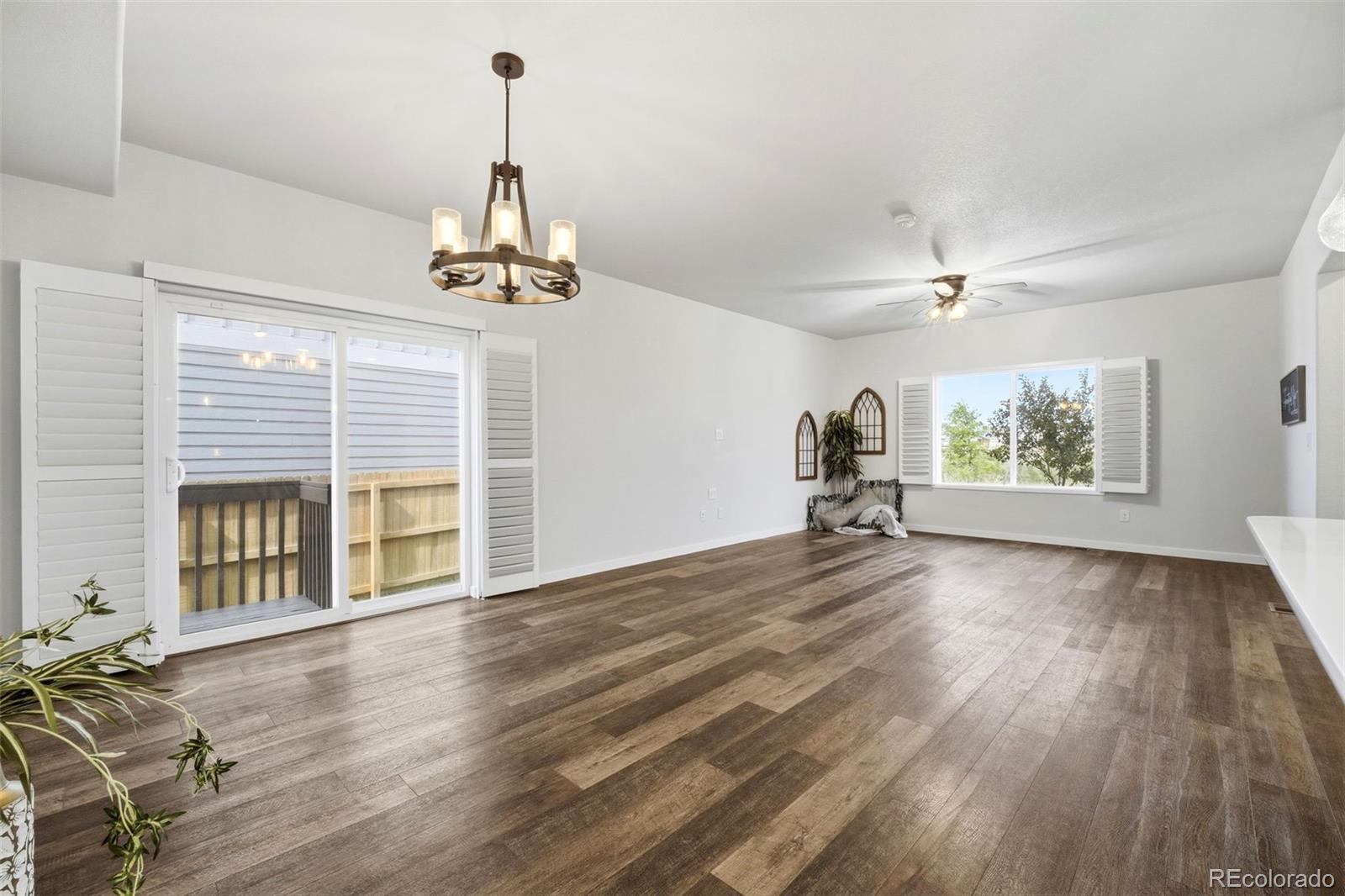 MLS Image #2 for 7654  sun shimmer view,colorado springs, Colorado