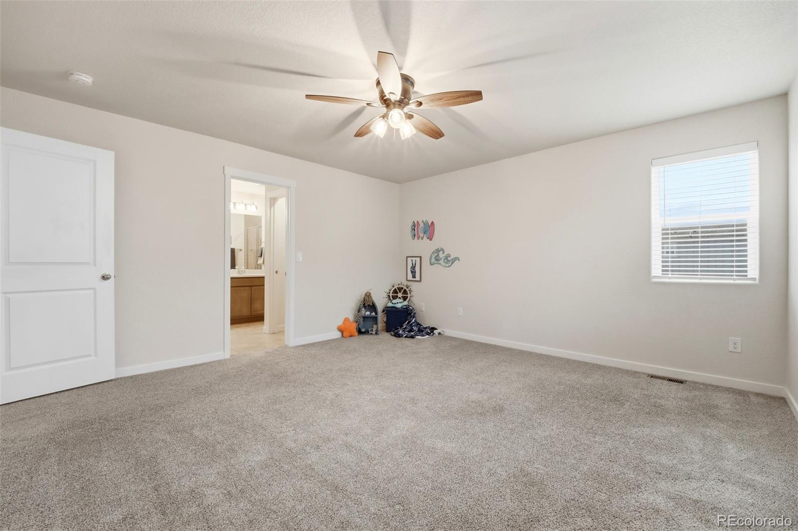 MLS Image #20 for 7654  sun shimmer view,colorado springs, Colorado