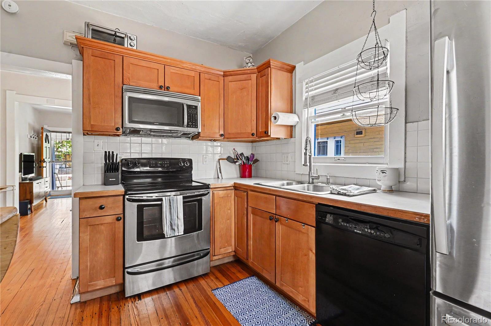 MLS Image #8 for 406 n washington street,denver, Colorado