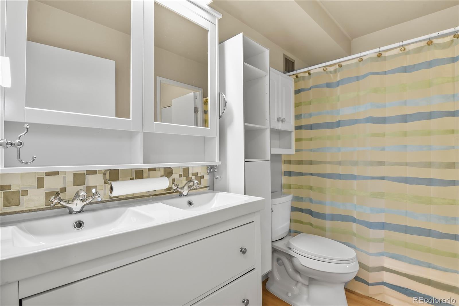 MLS Image #10 for 690 s alton way 6b,denver, Colorado