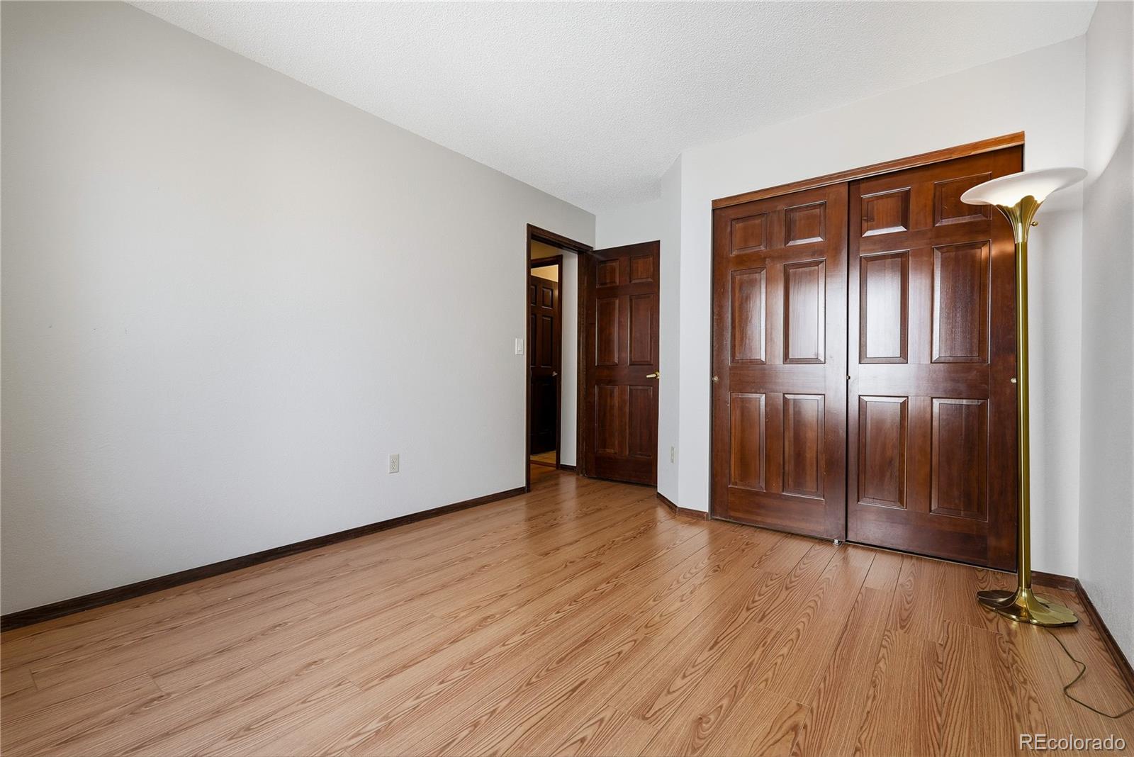 MLS Image #17 for 31  sutherland court,littleton, Colorado