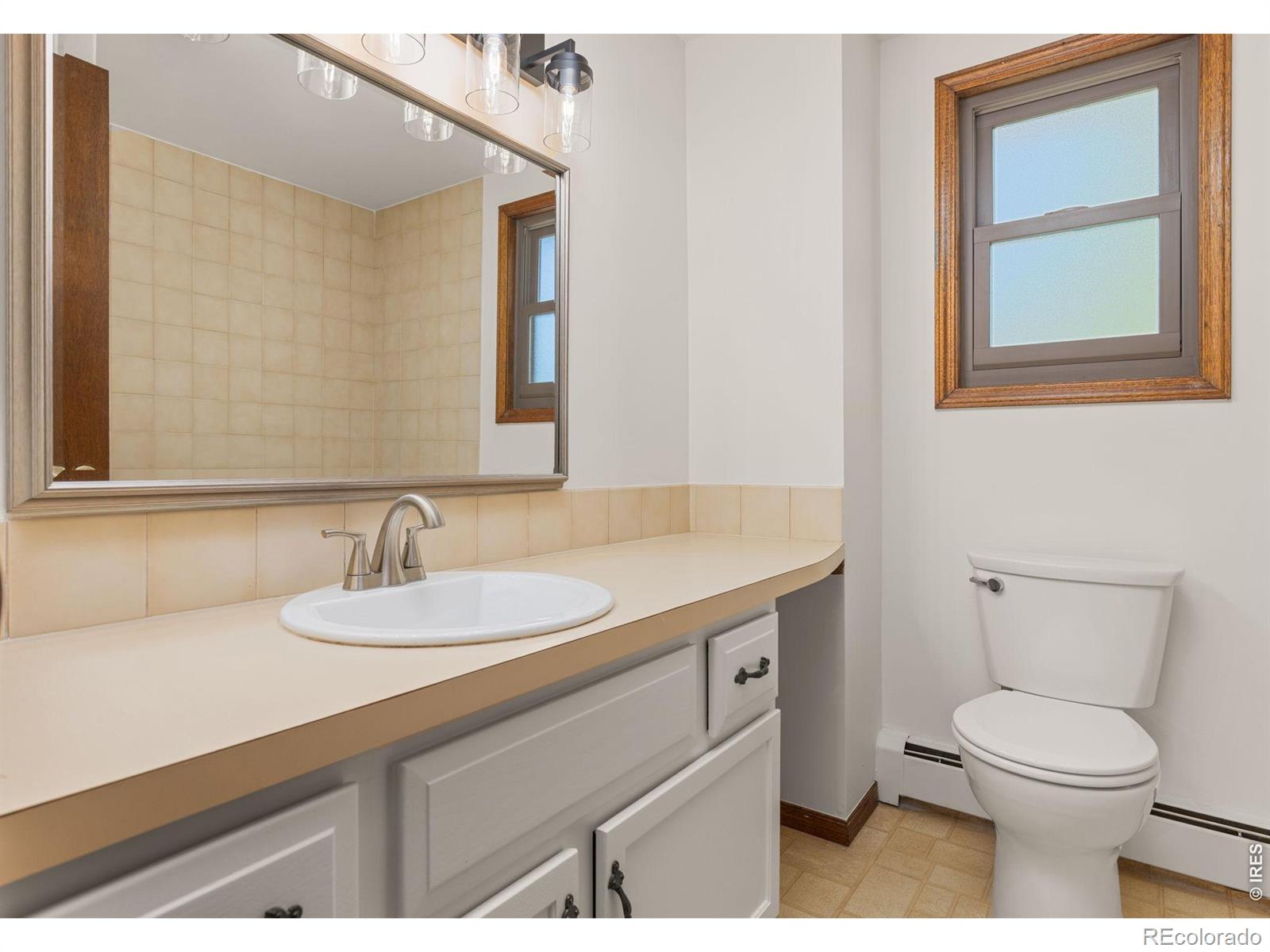 MLS Image #27 for 417  westview court,longmont, Colorado