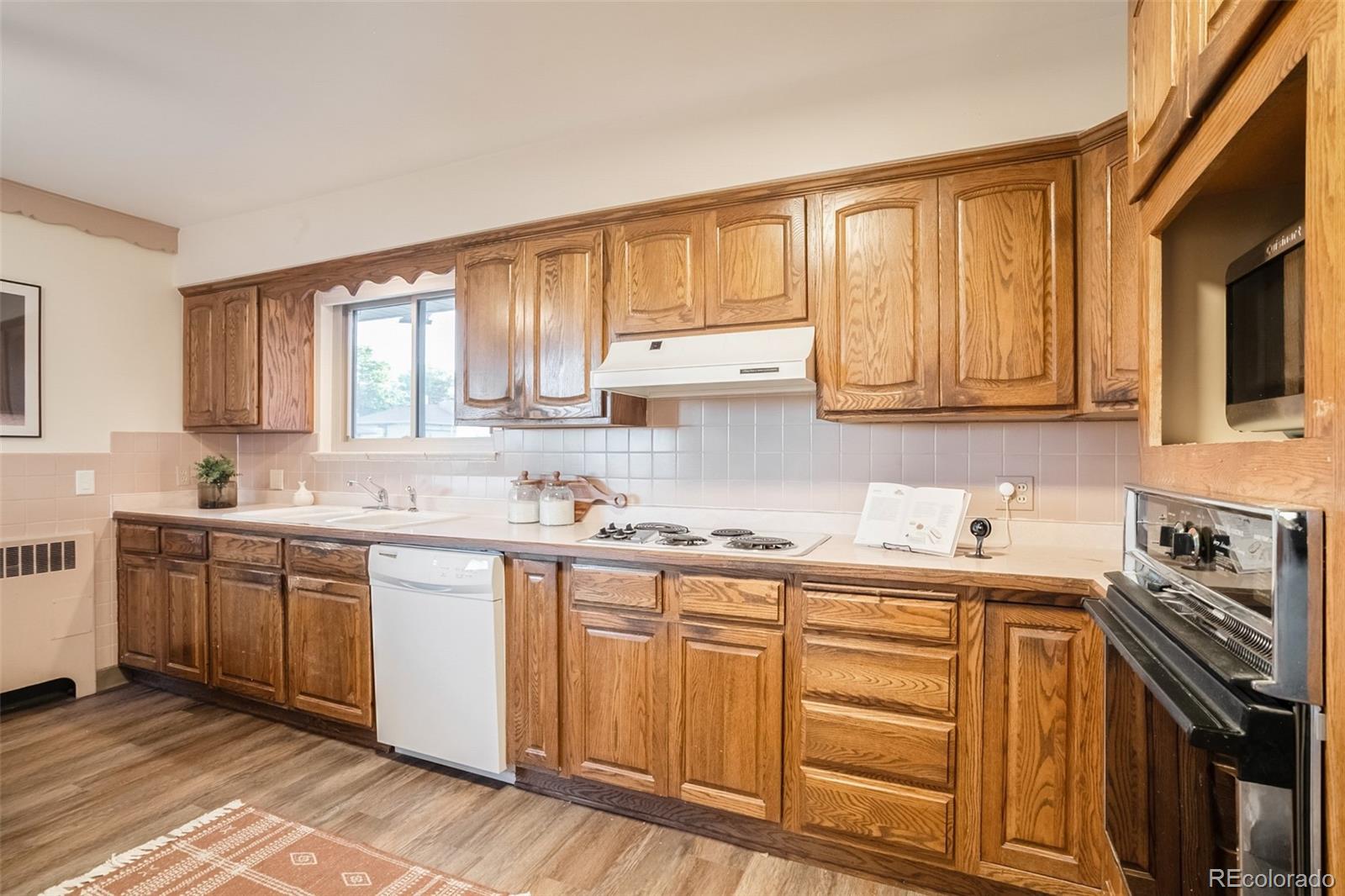 MLS Image #14 for 7625 w 25th avenue,lakewood, Colorado