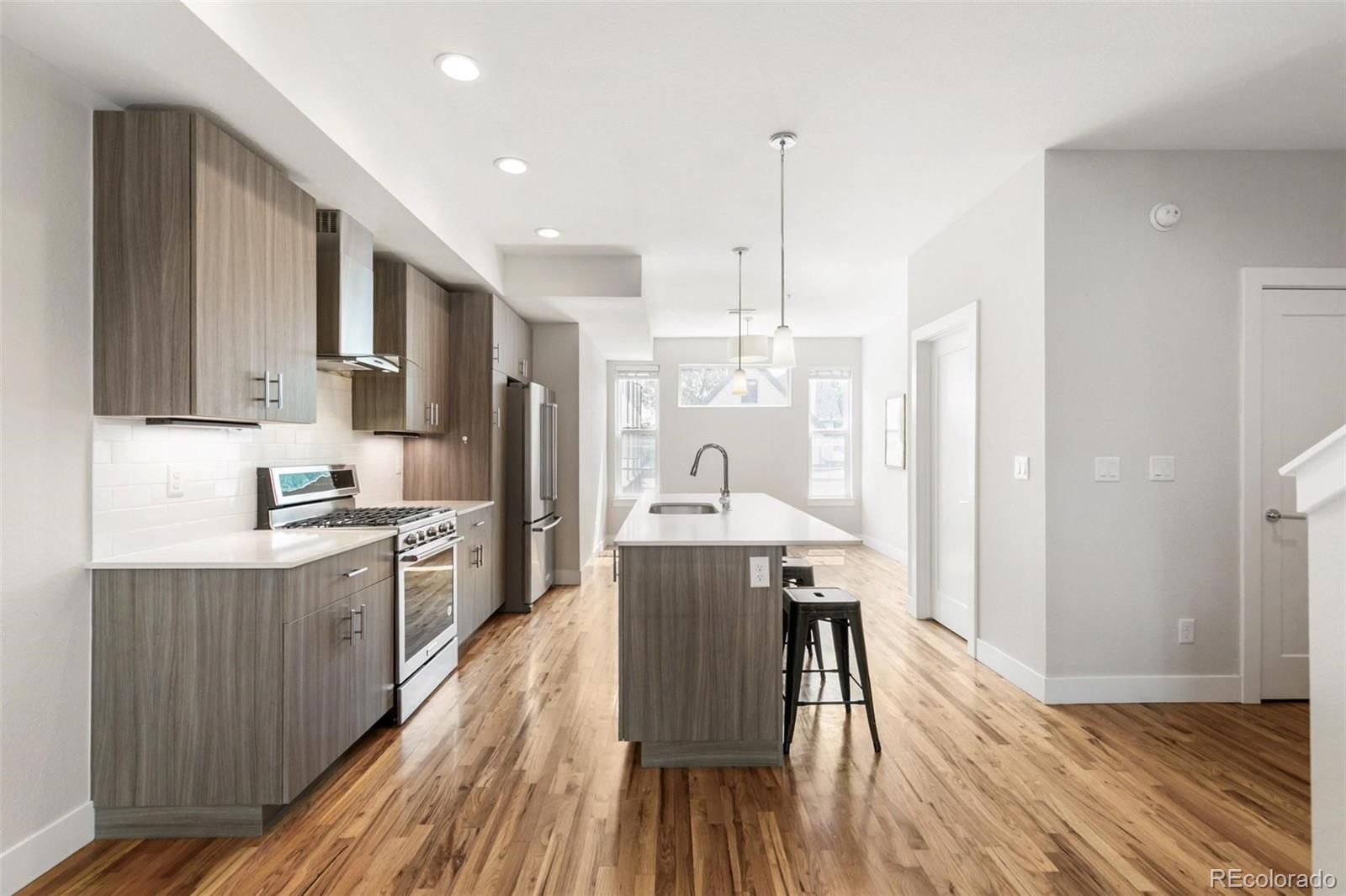 MLS Image #10 for 1480  wolff street,denver, Colorado