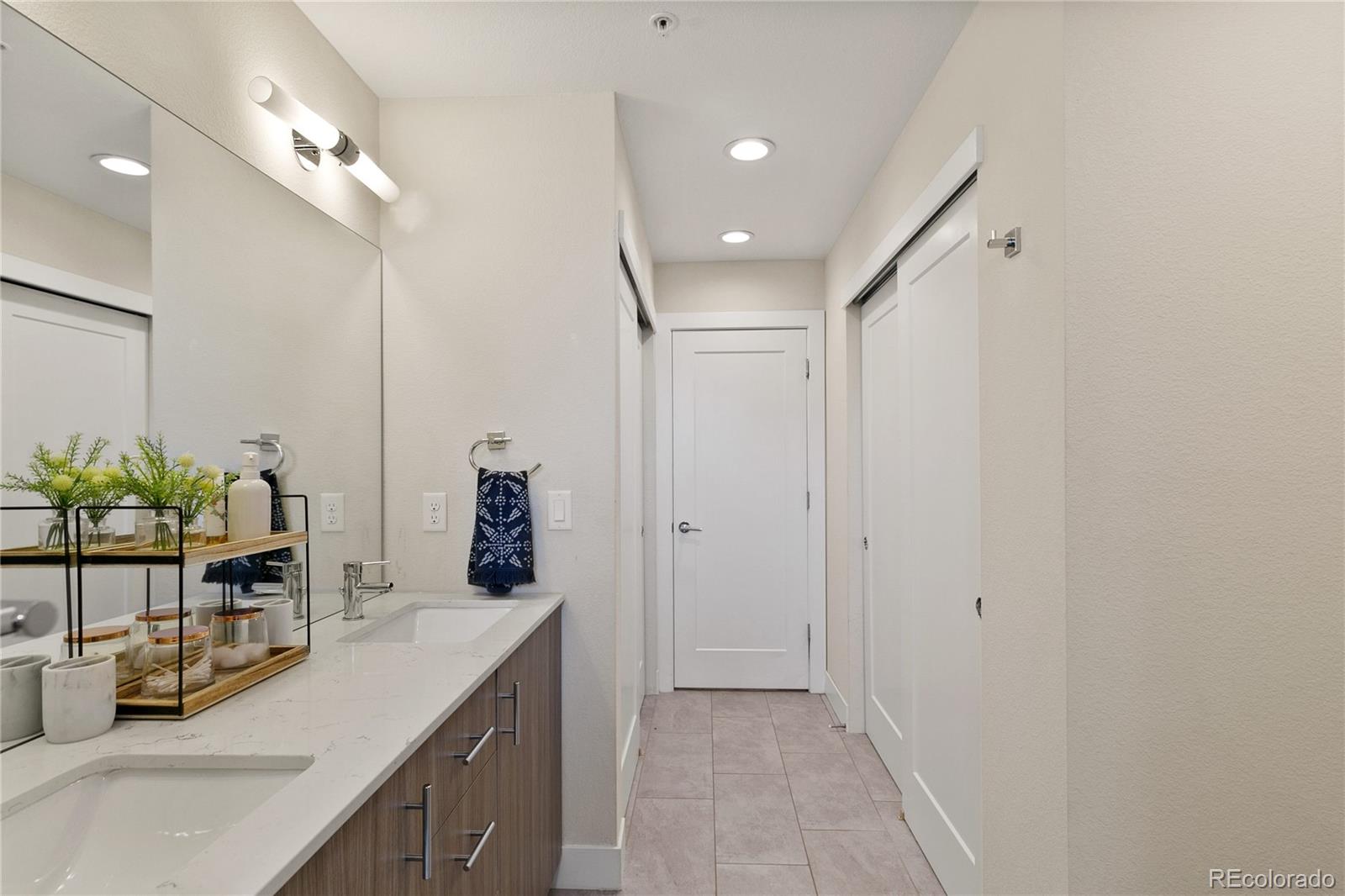 MLS Image #18 for 1480  wolff street,denver, Colorado
