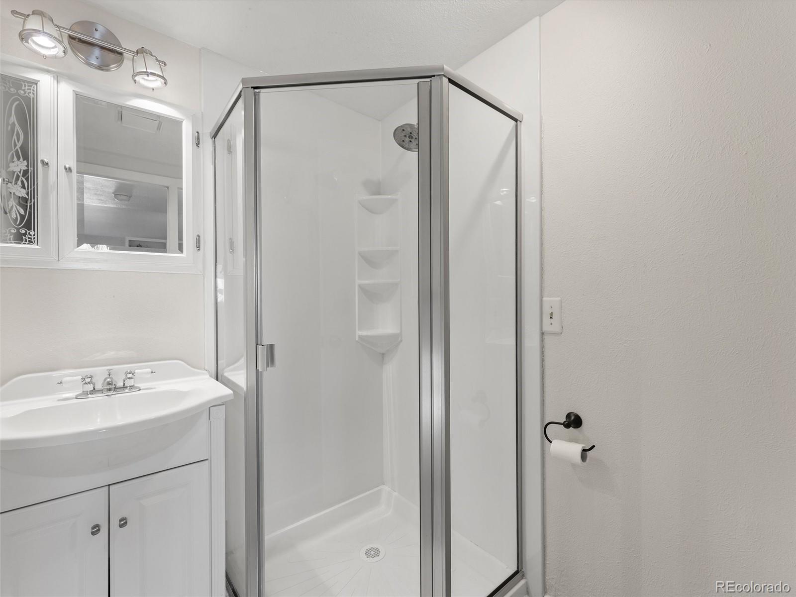 MLS Image #21 for 10703  moore way,broomfield, Colorado
