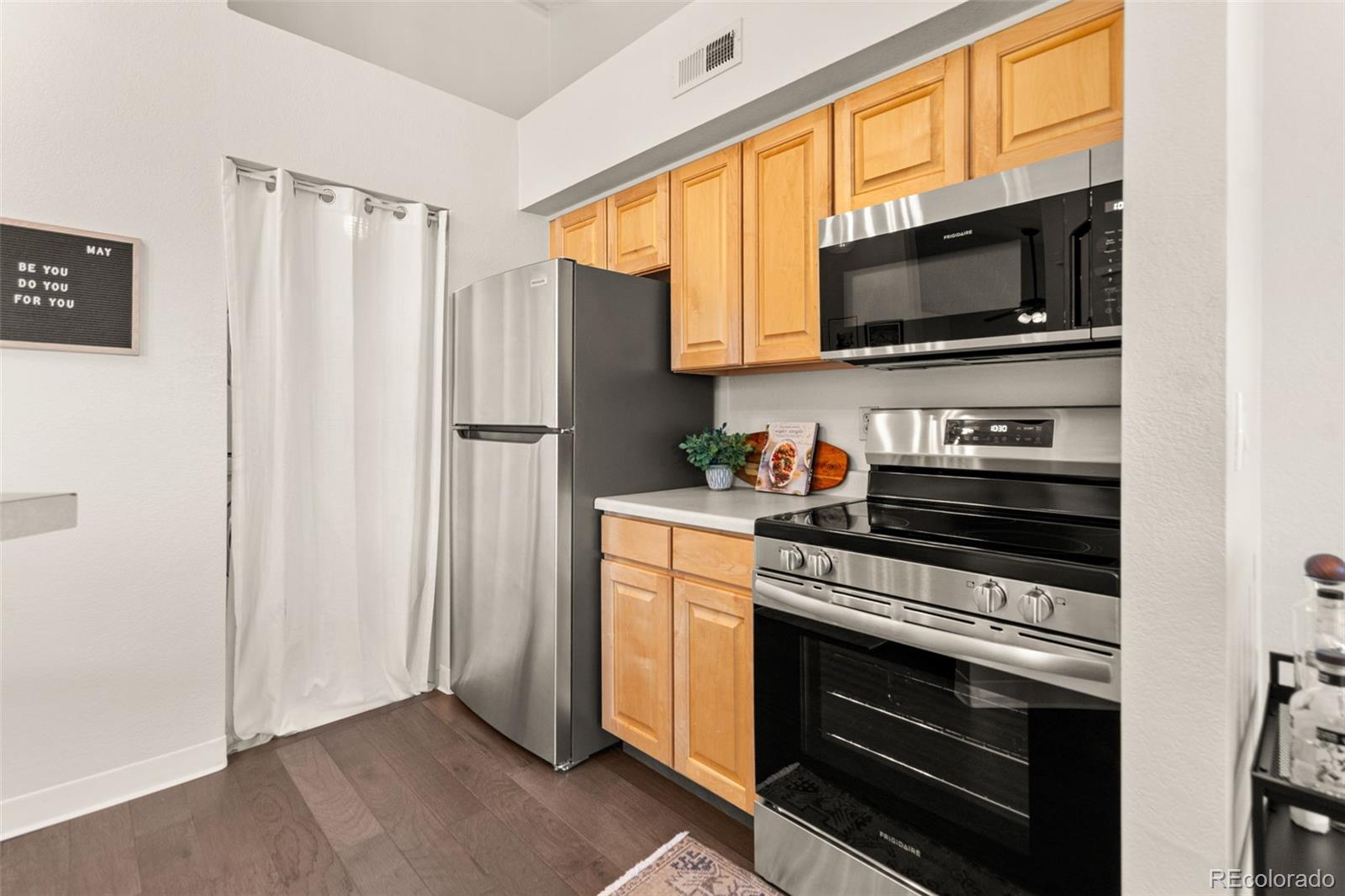 MLS Image #8 for 6001 s yosemite street,greenwood village, Colorado