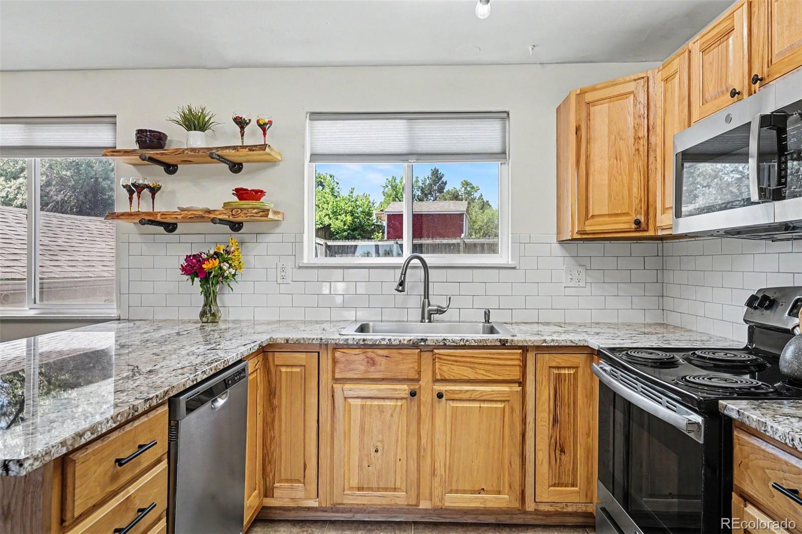 MLS Image #11 for 3262 s norfolk way,aurora, Colorado