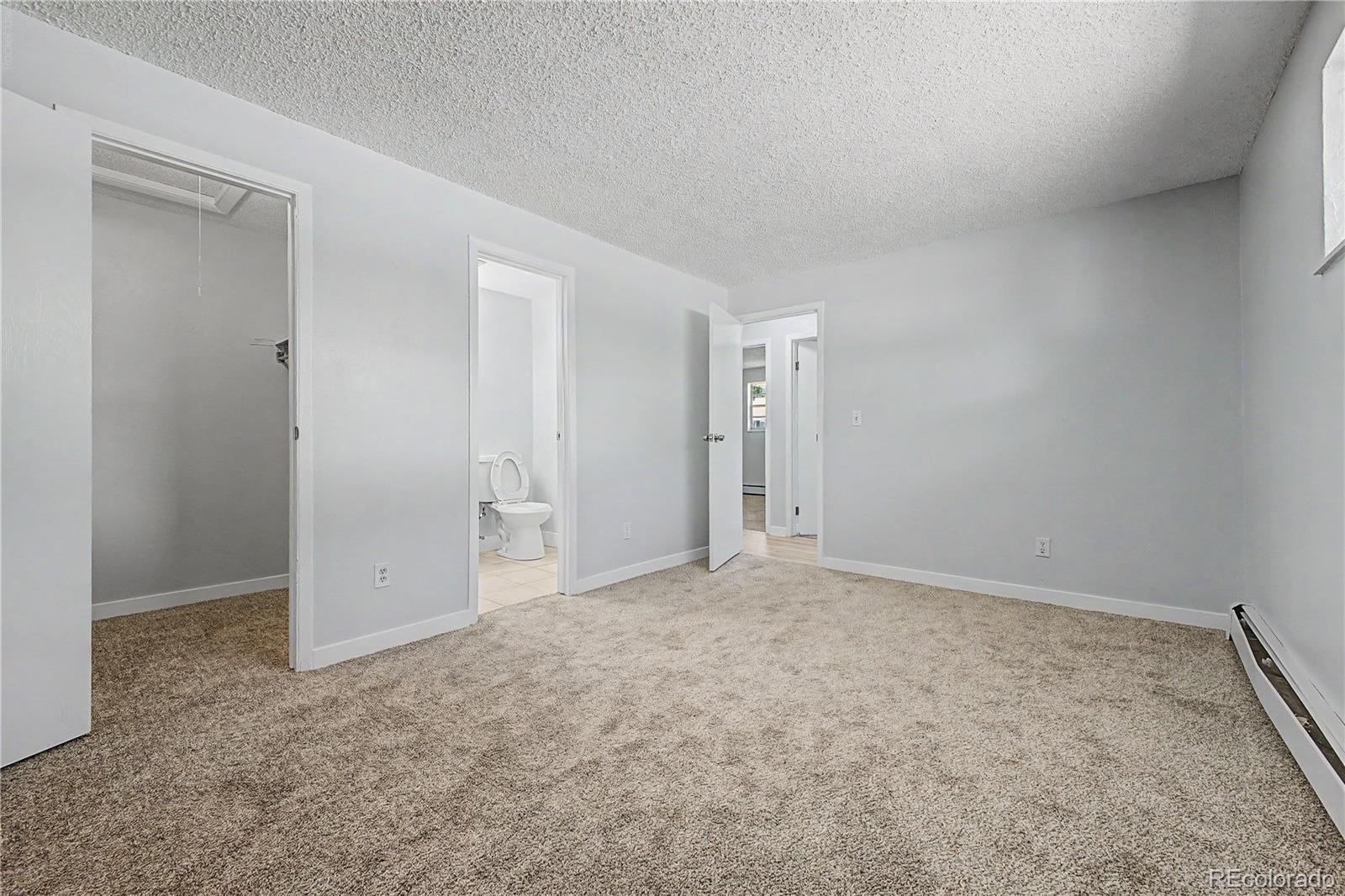 MLS Image #16 for 21  newark street,aurora, Colorado
