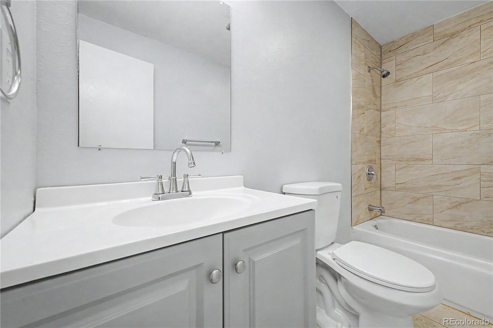 MLS Image #25 for 21  newark street,aurora, Colorado