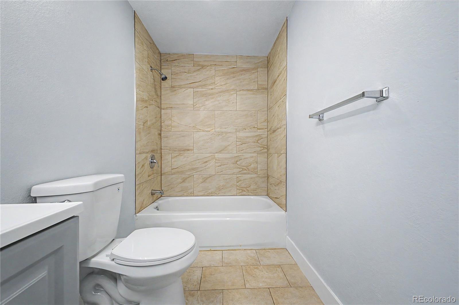MLS Image #26 for 21  newark street,aurora, Colorado