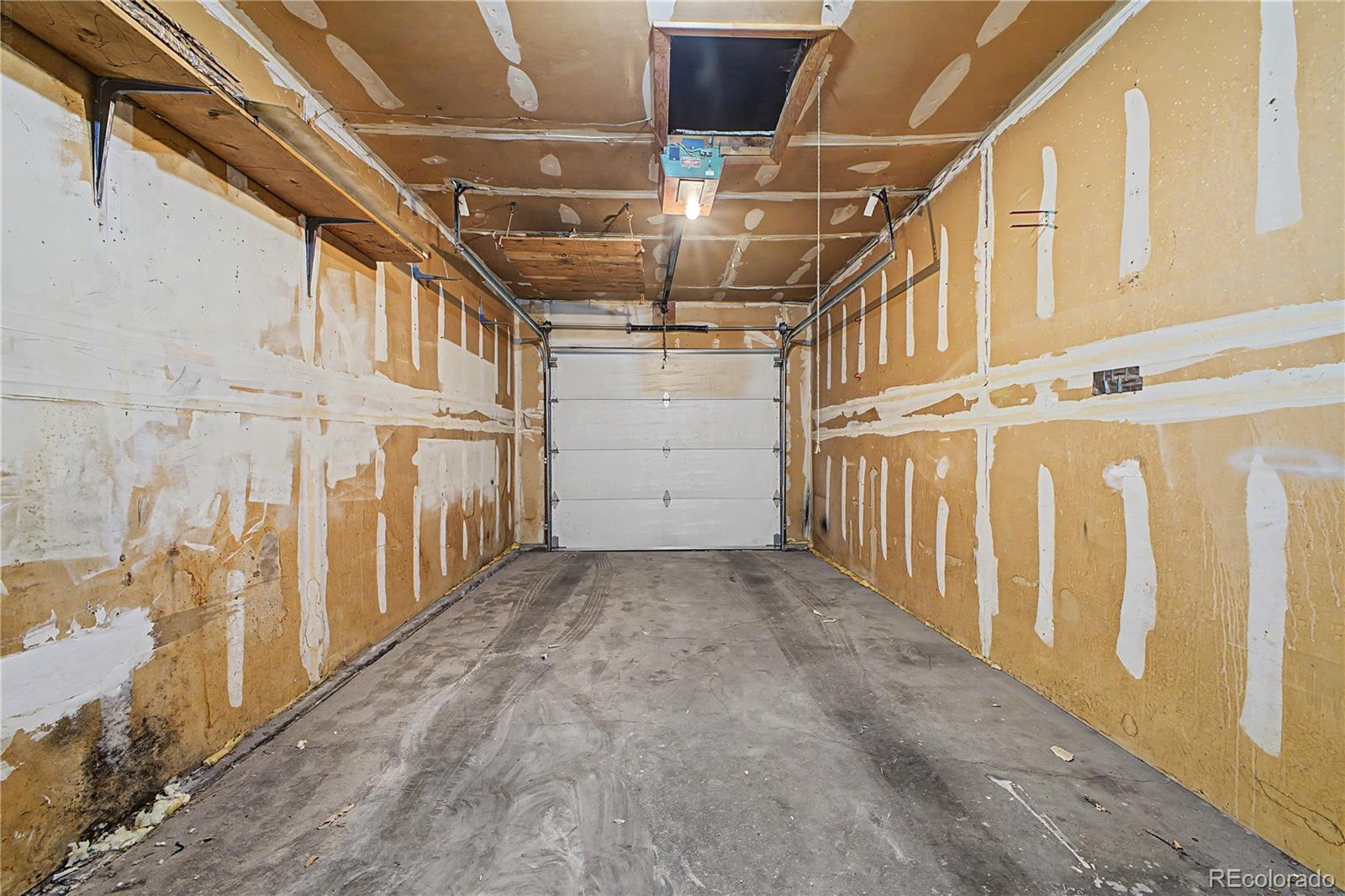 MLS Image #27 for 21  newark street,aurora, Colorado